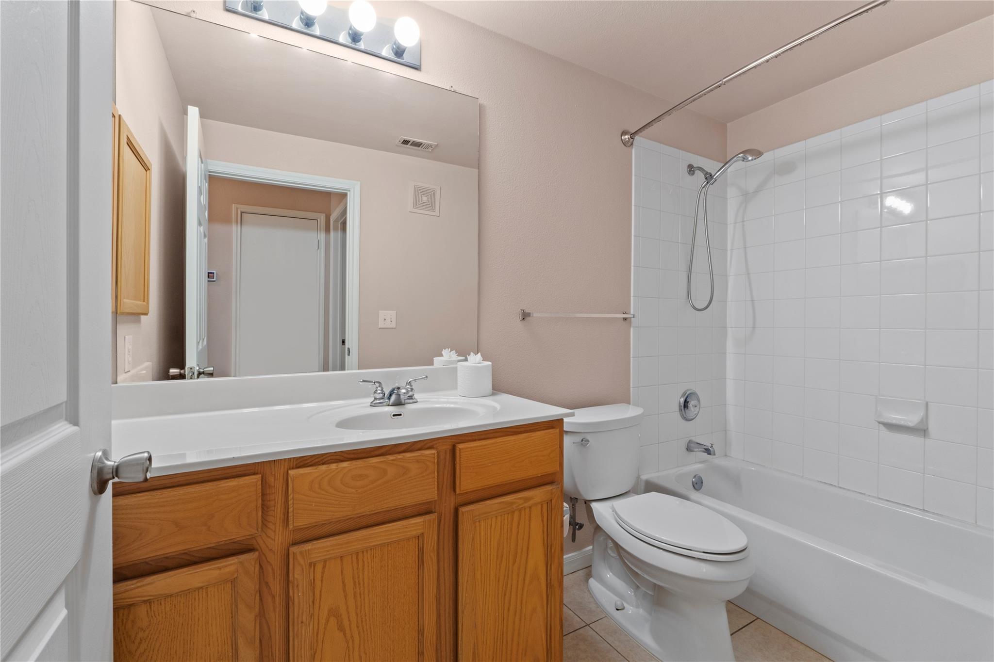 2900 S Lakeline Blvd S # 213, Cedar Park, TX 78613