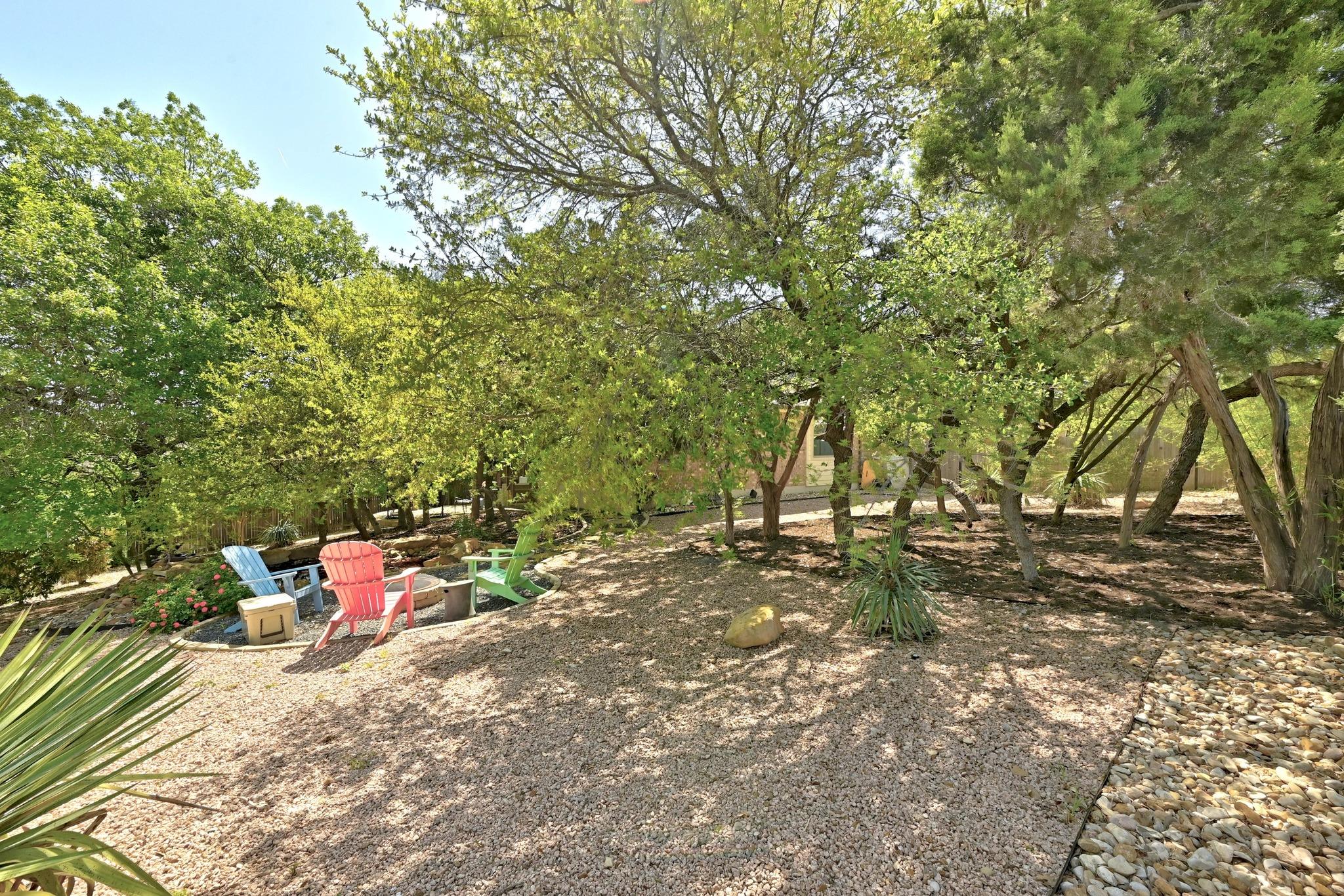 21940 Agarito Ln, Spicewood, TX 78669