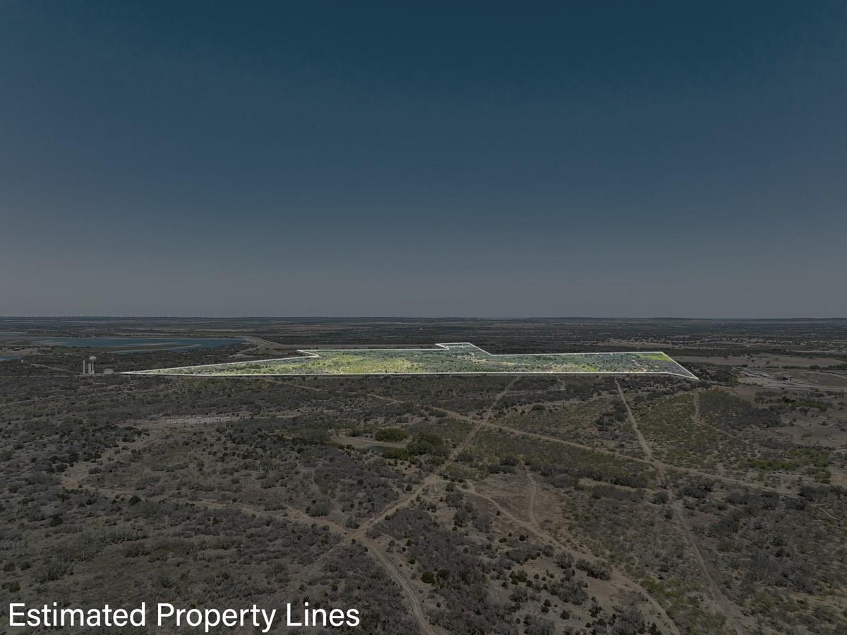 2050 W. 17th St, Brady, TX 76825