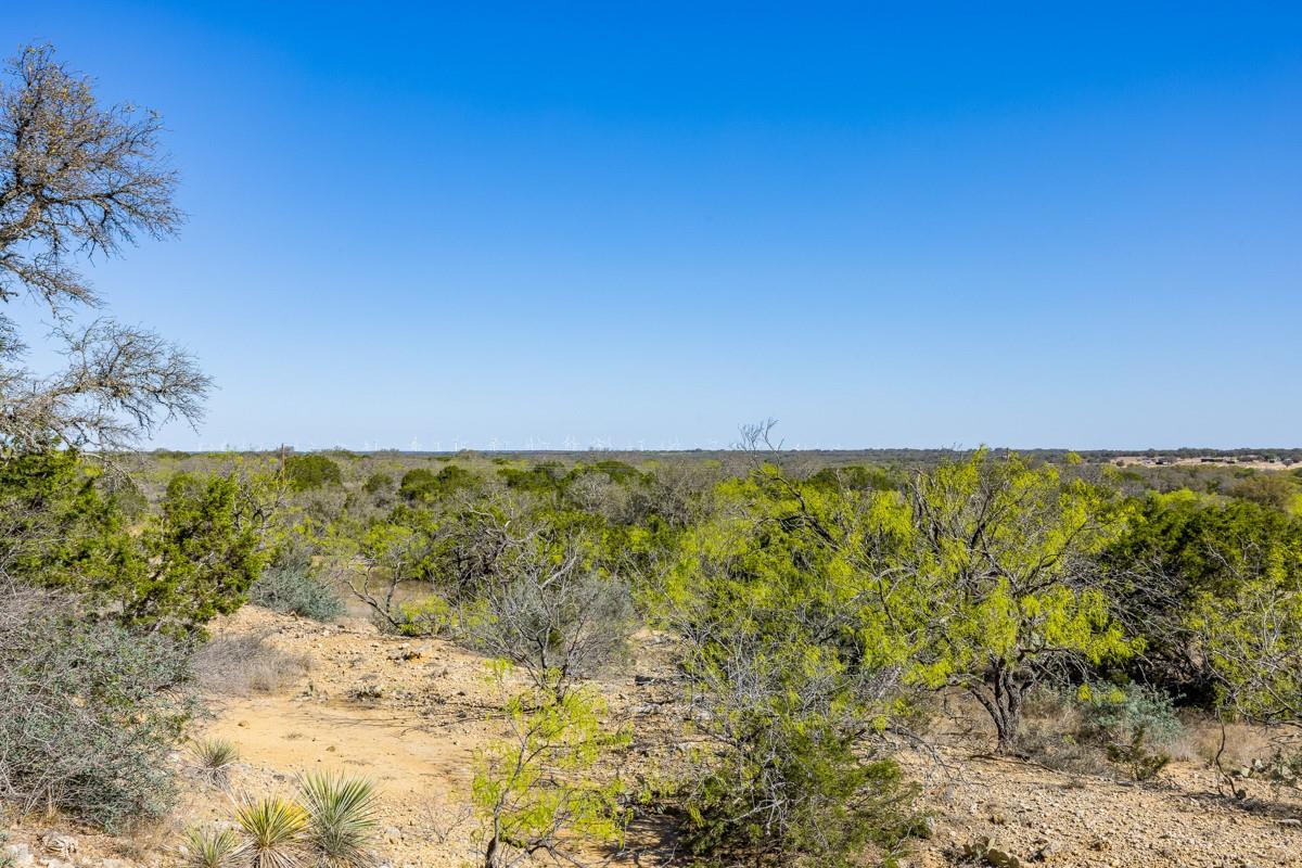 2050 W. 17th St, Brady, TX 76825