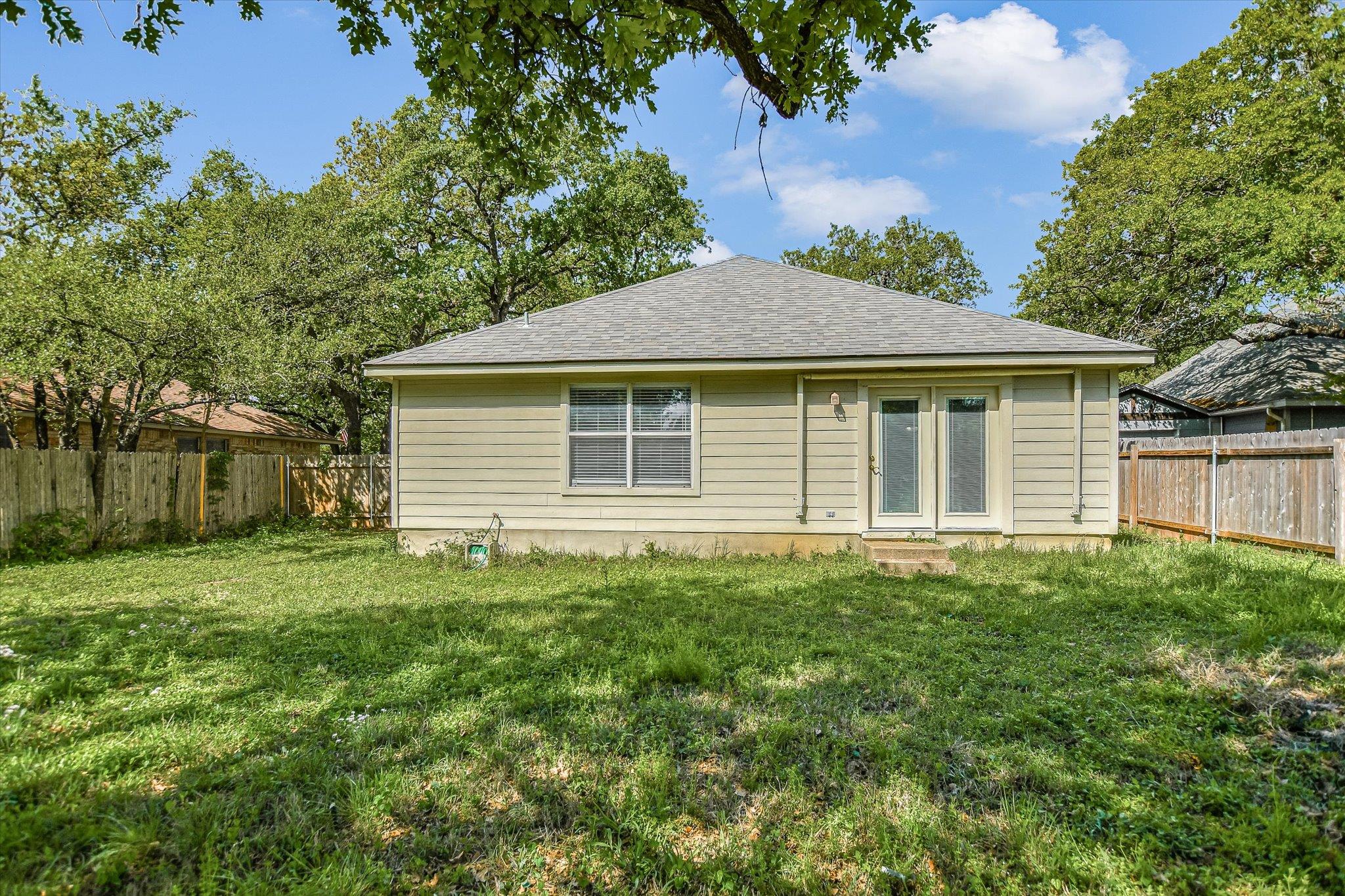 814 Monarch Ave, Cedar Park, TX 78613