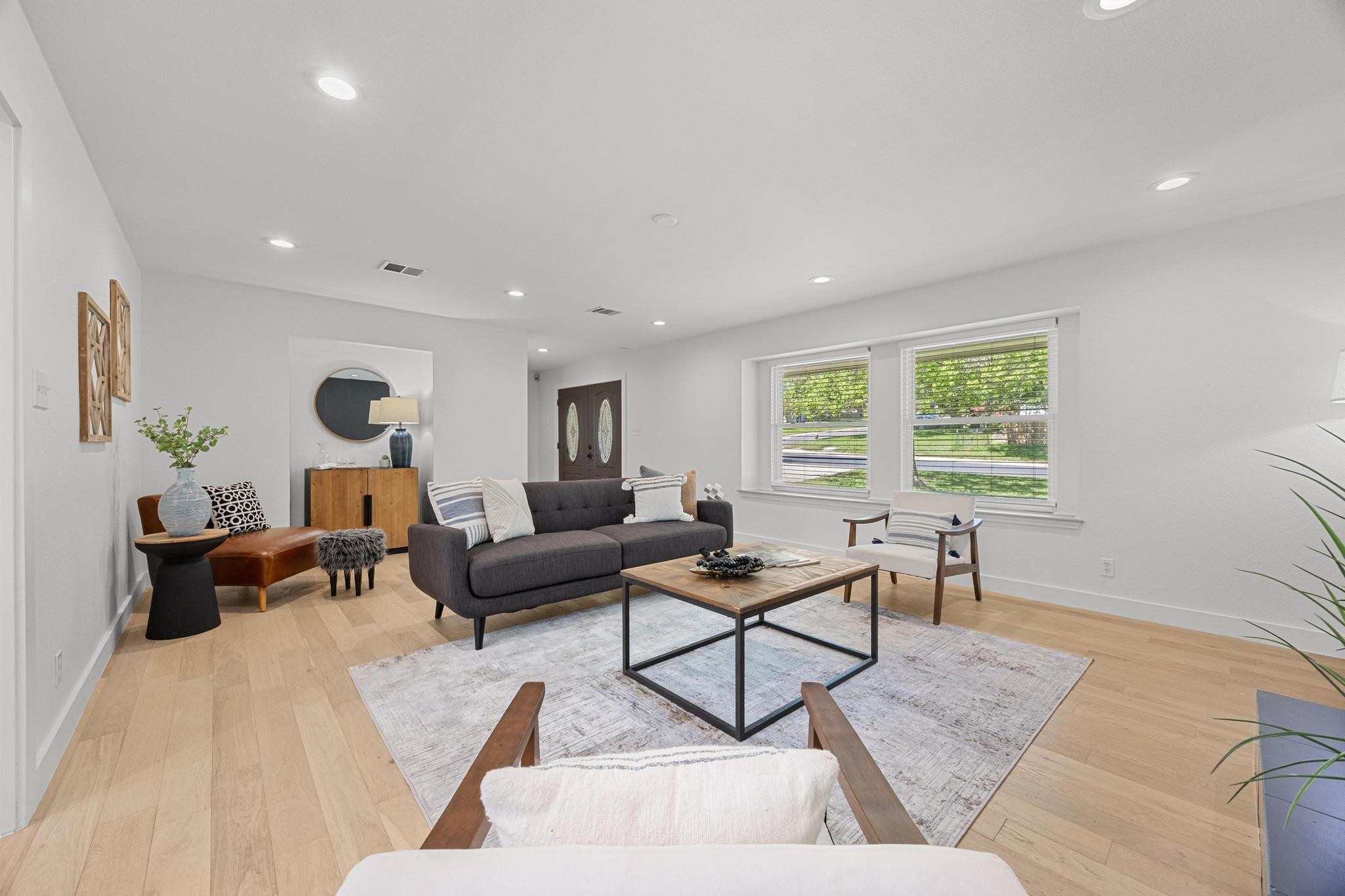 11101 Sierra Nevada, Austin, TX 78759