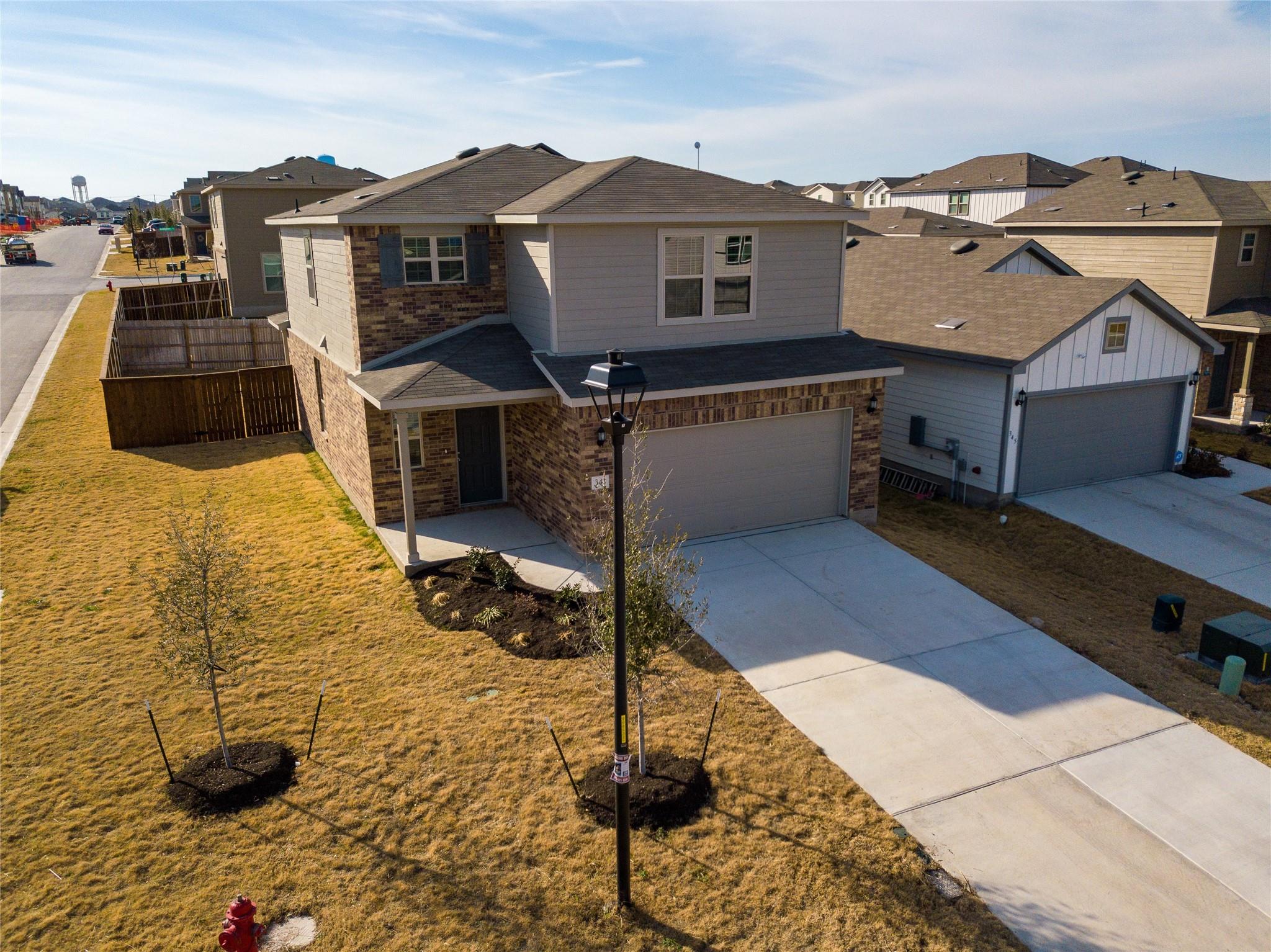 341 E Katie Elder Dr, Jarrell, TX 76537