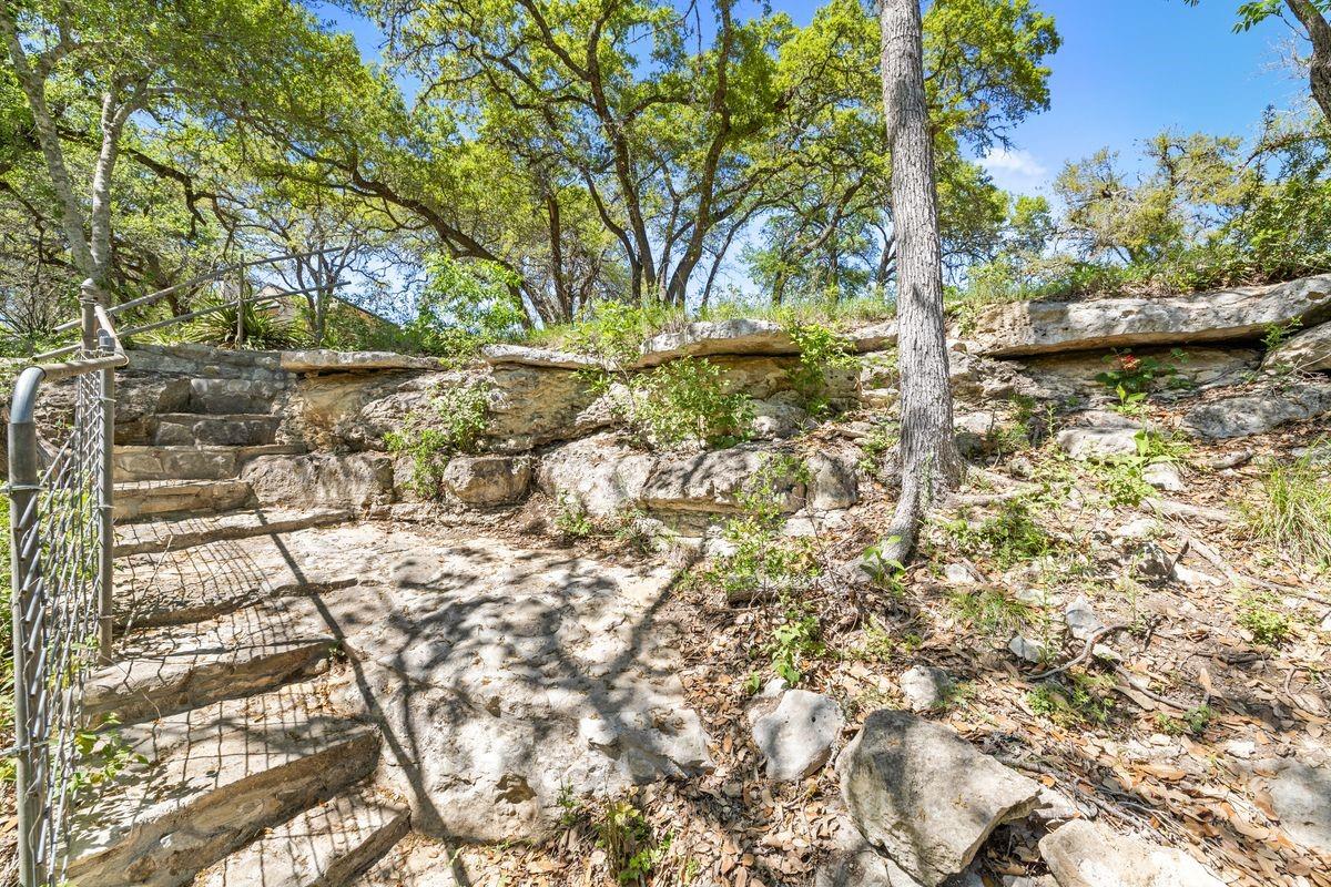 148 Red Hawk Rd, Wimberley, TX 78676