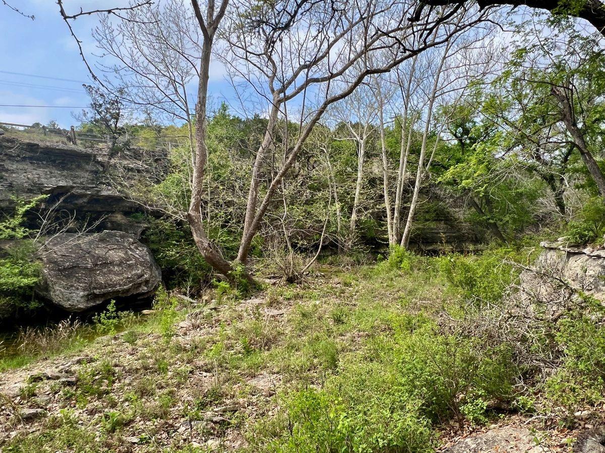 148 Red Hawk Rd, Wimberley, TX 78676