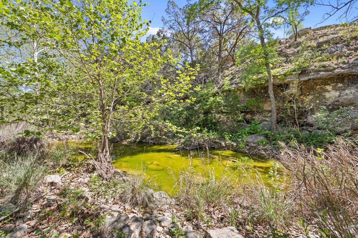 148 Red Hawk Rd, Wimberley, TX 78676