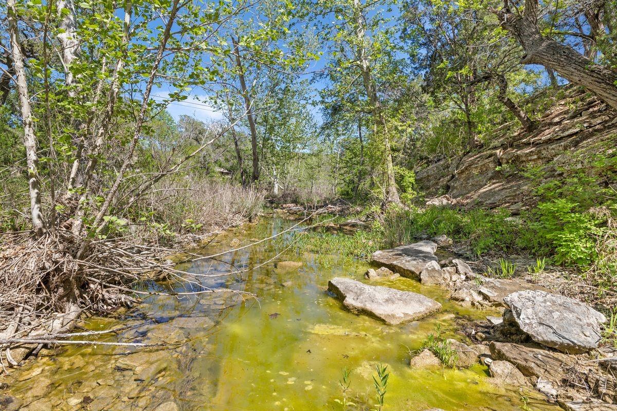 148 Red Hawk Rd, Wimberley, TX 78676