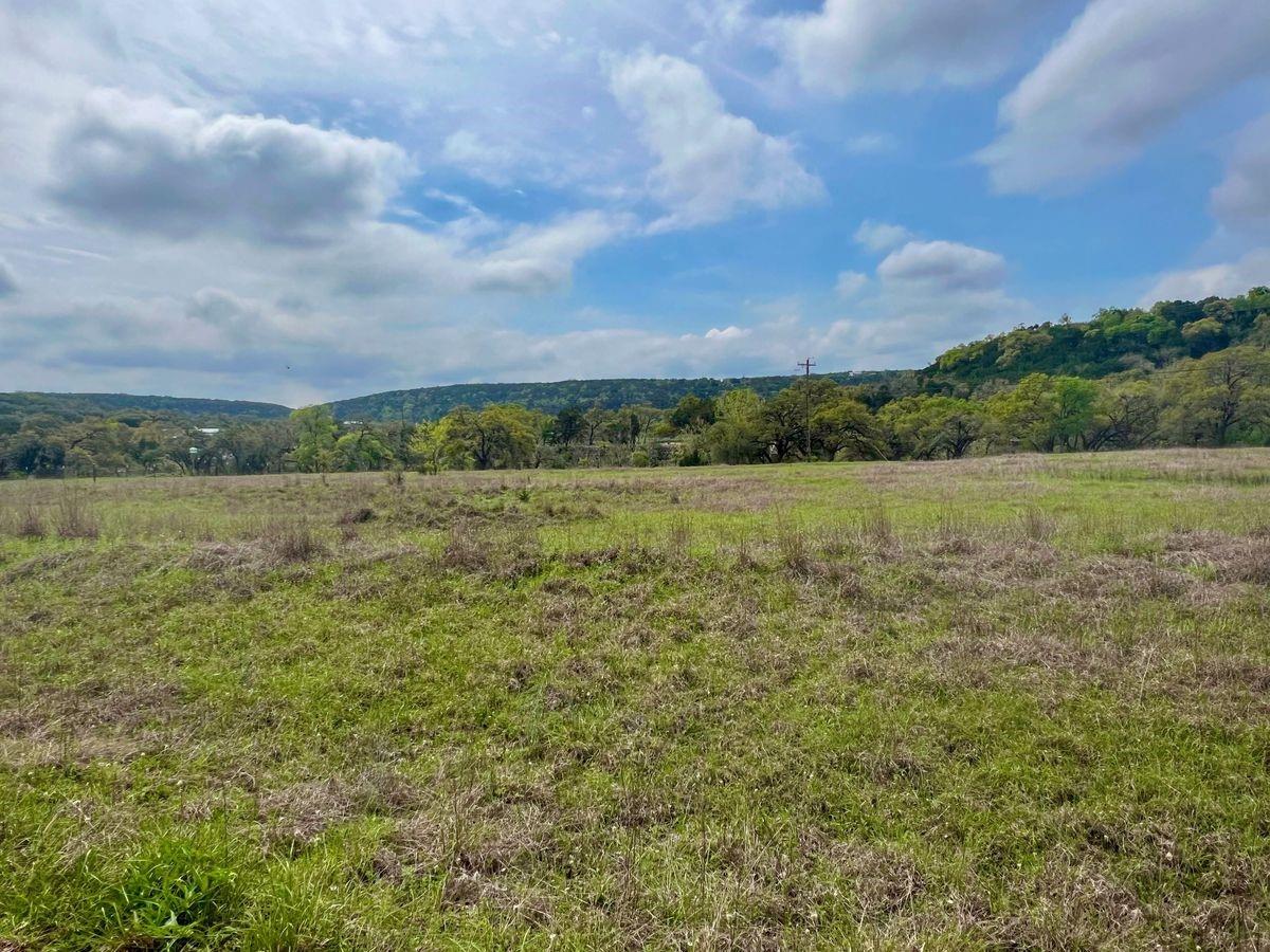 148 Red Hawk Rd, Wimberley, TX 78676