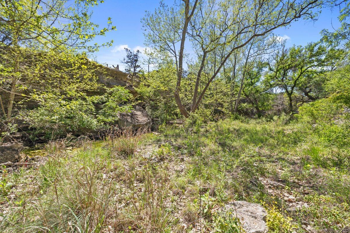148 Red Hawk Rd, Wimberley, TX 78676