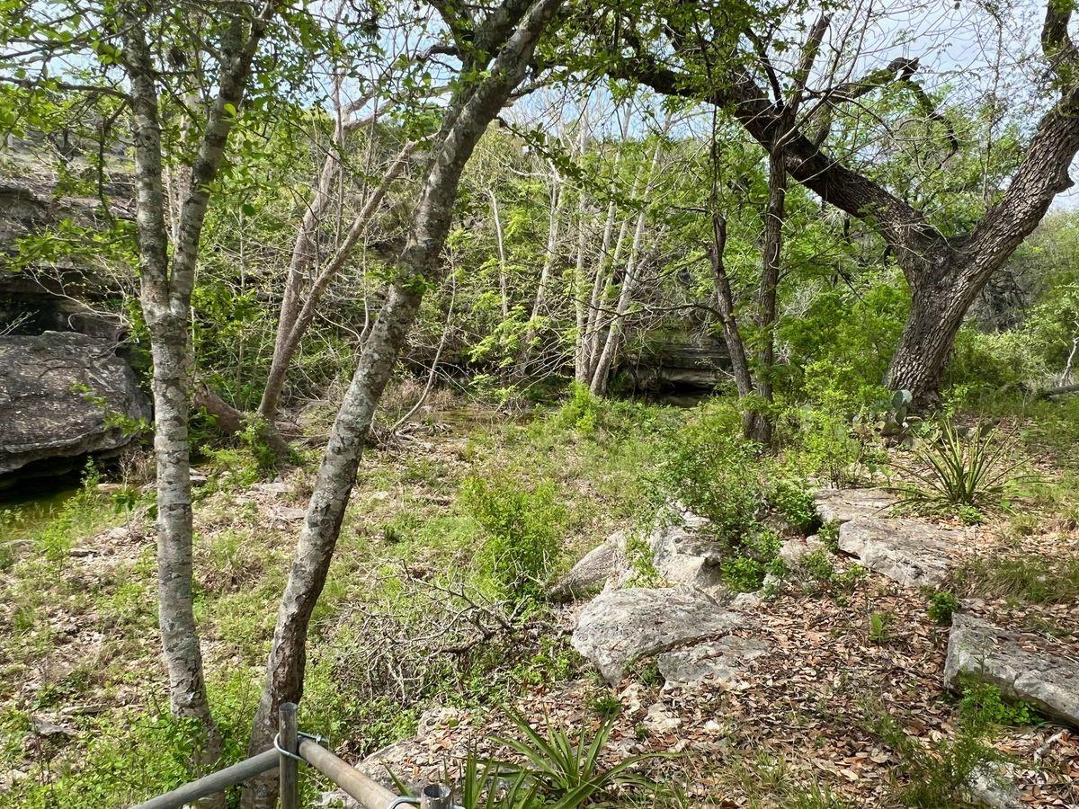 148 Red Hawk Rd, Wimberley, TX 78676