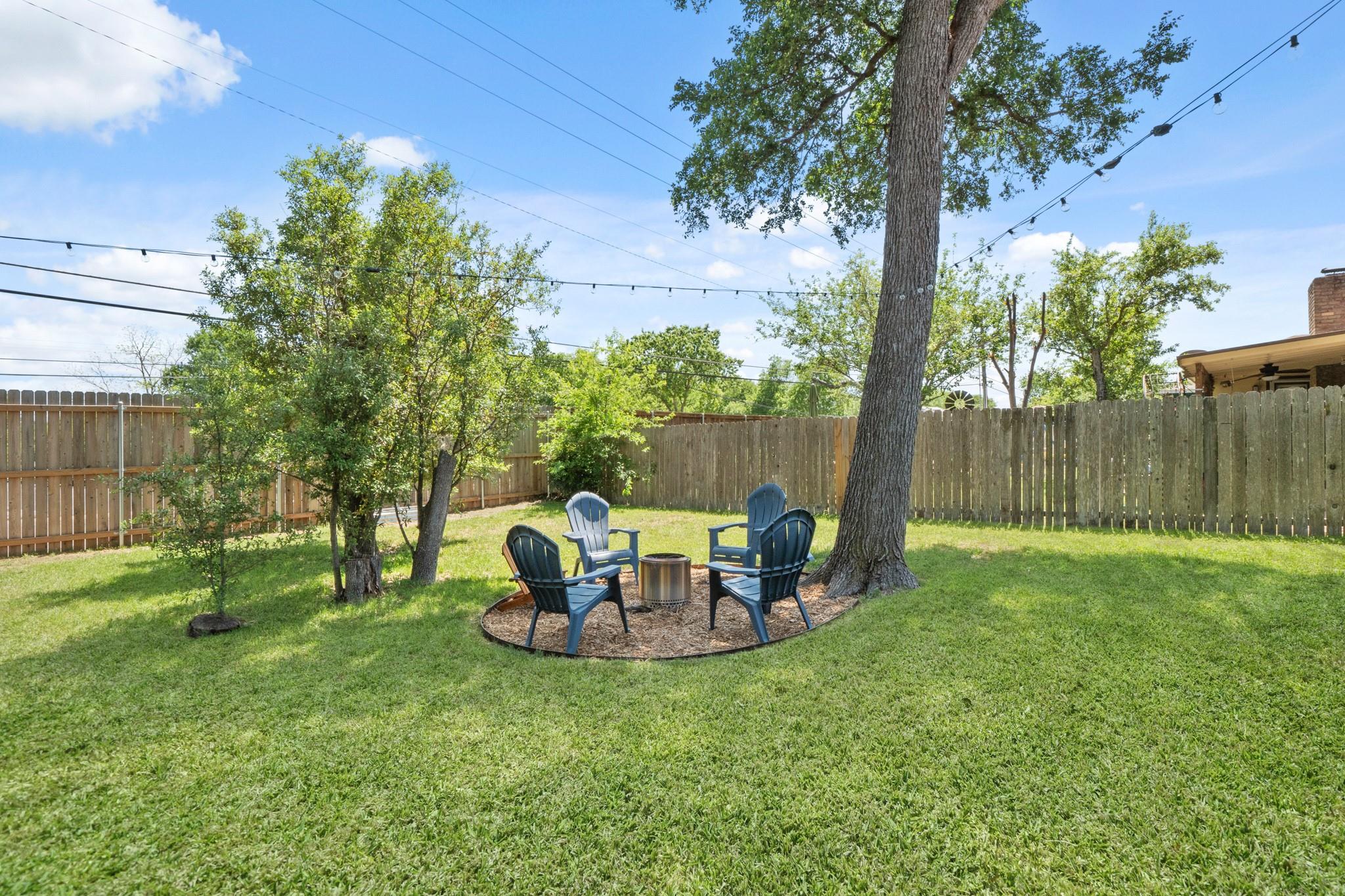 904 Echo Ln, Austin, TX 78745