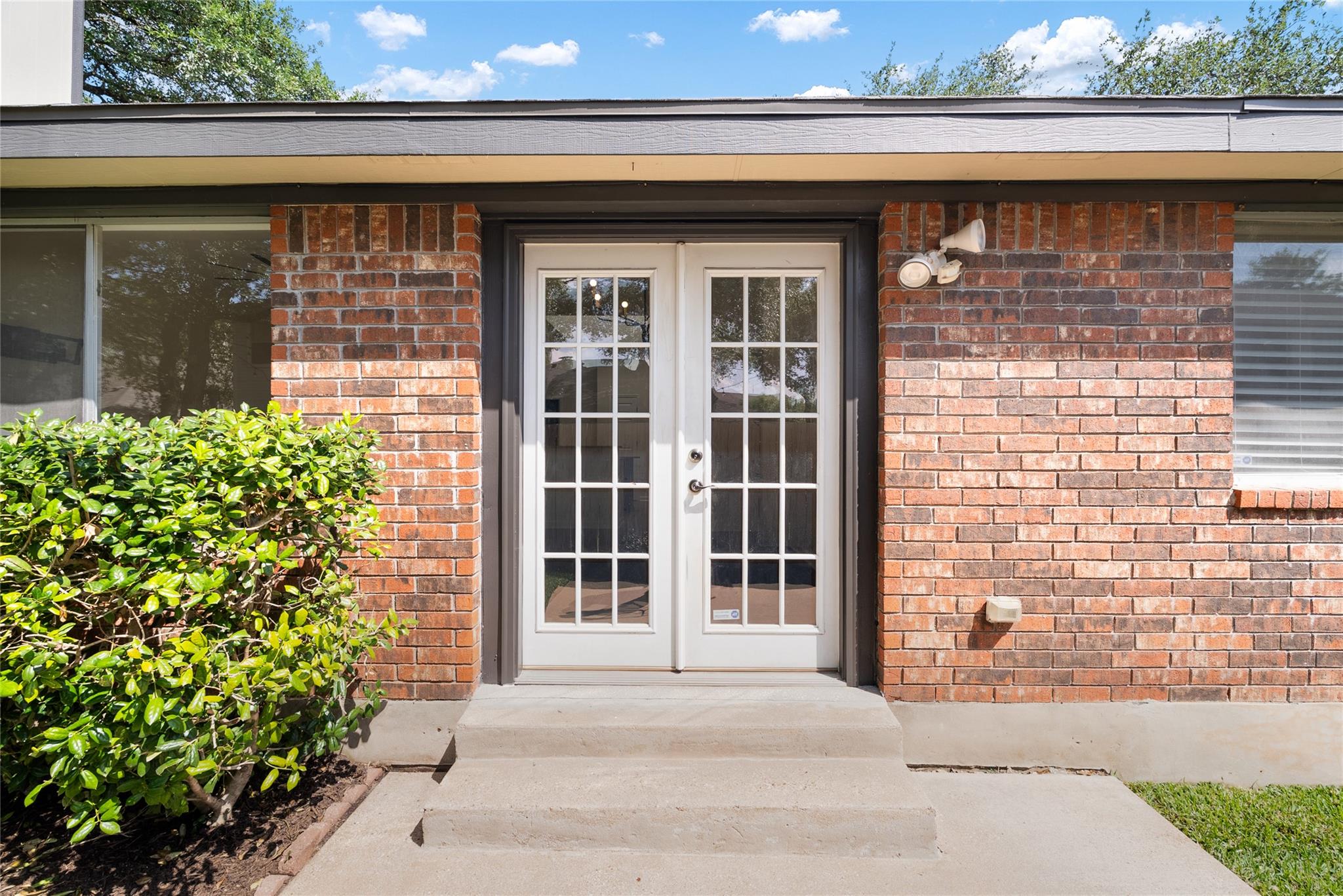 1202 Deergrove Dr, Cedar Park, TX 78613