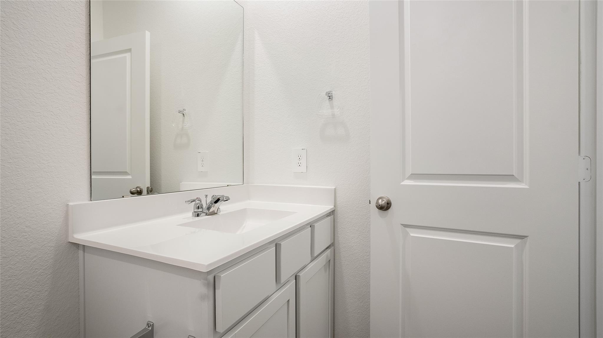 544 Arnold Loop # A, Uhland, TX 78640