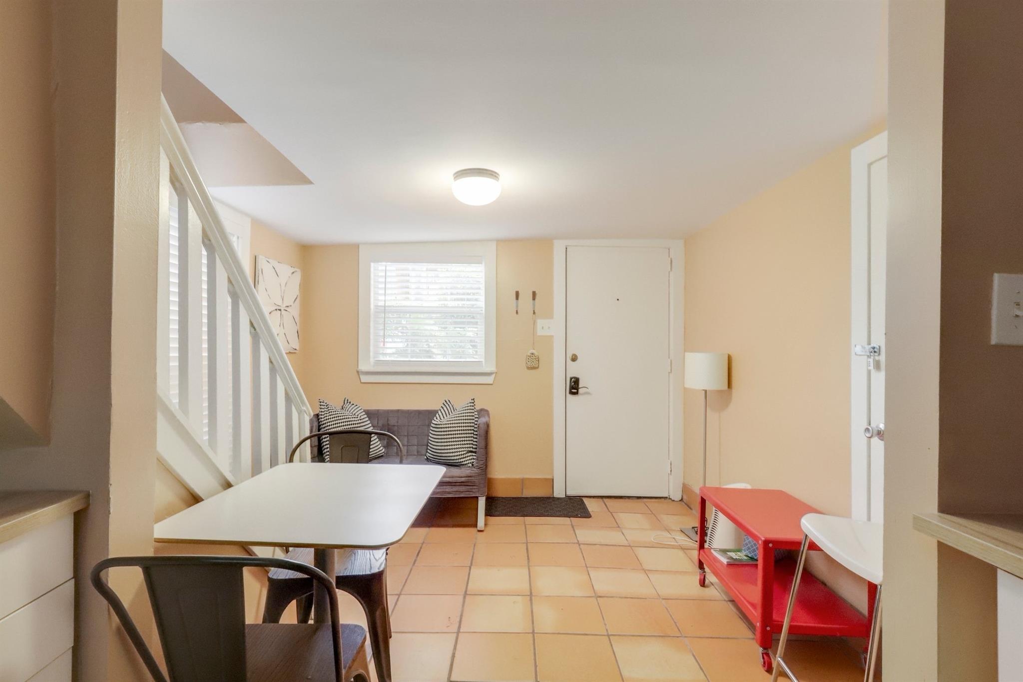 1209 W 8th St, Austin, TX 78703