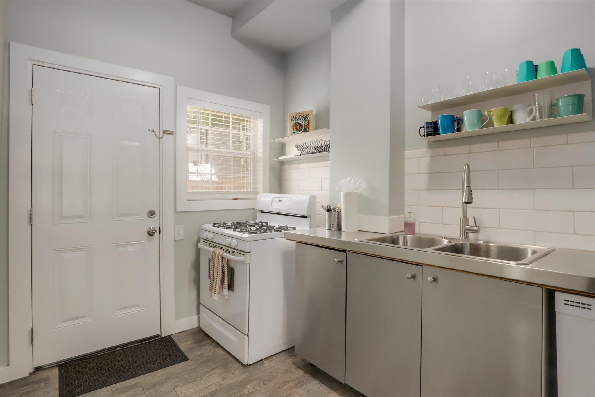 1209 W 8th St, Austin, TX 78703