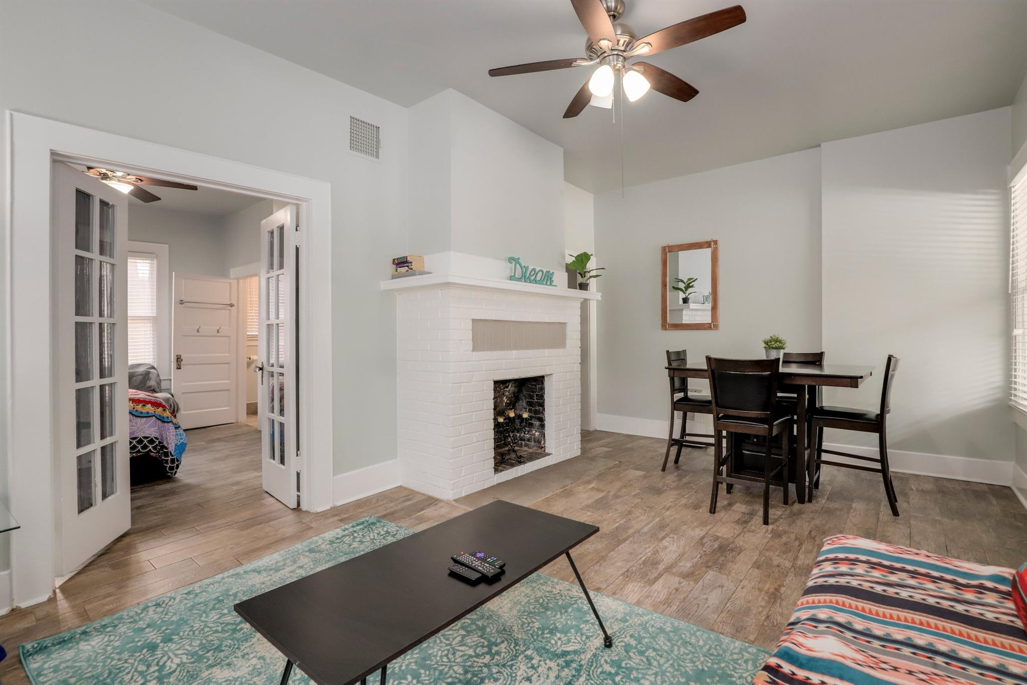 1209 W 8th St, Austin, TX 78703