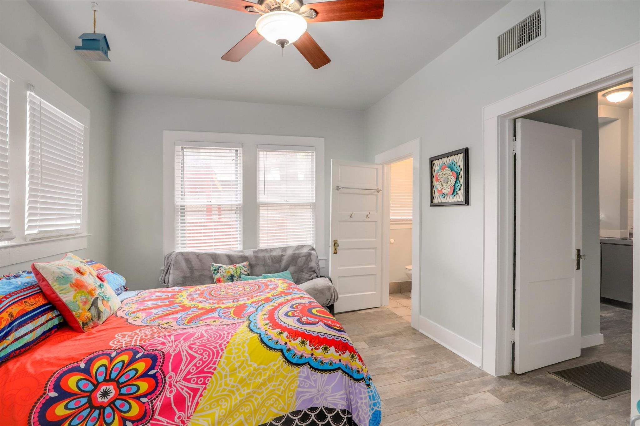 1209 W 8th St, Austin, TX 78703