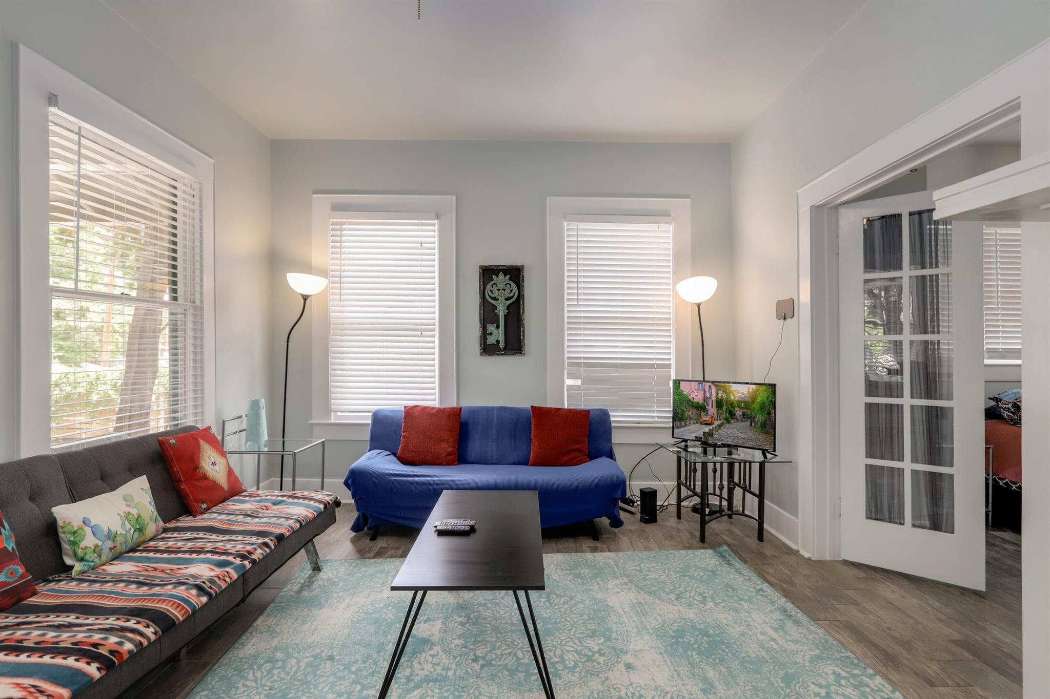 1209 W 8th St, Austin, TX 78703