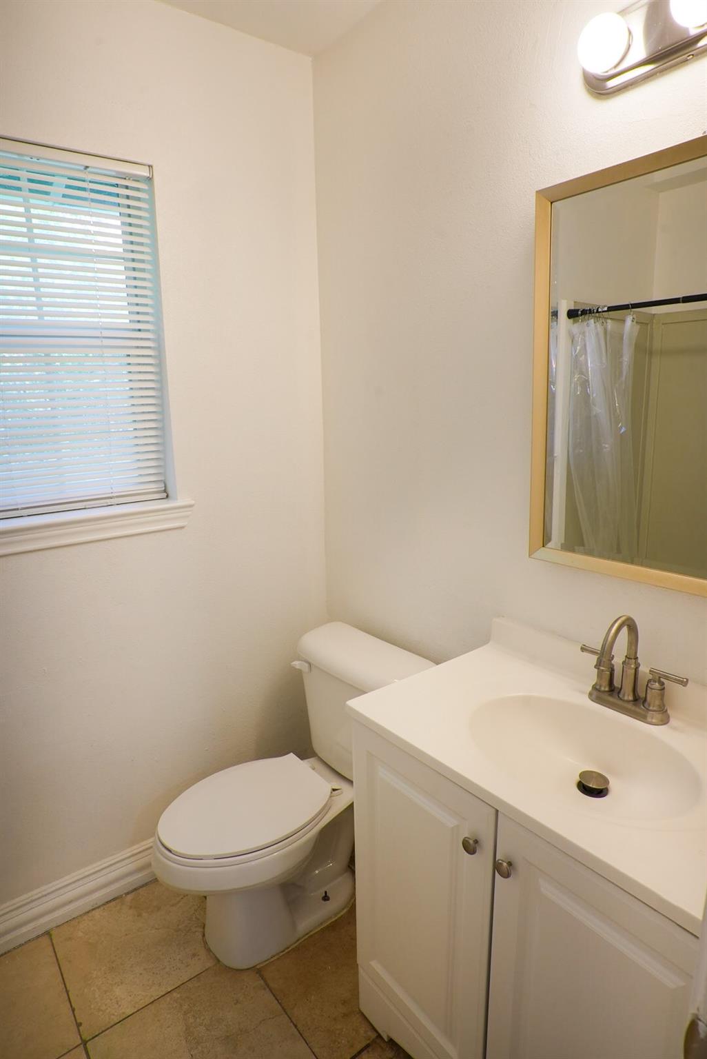 201 Winchester Ct, Austin, TX 78745