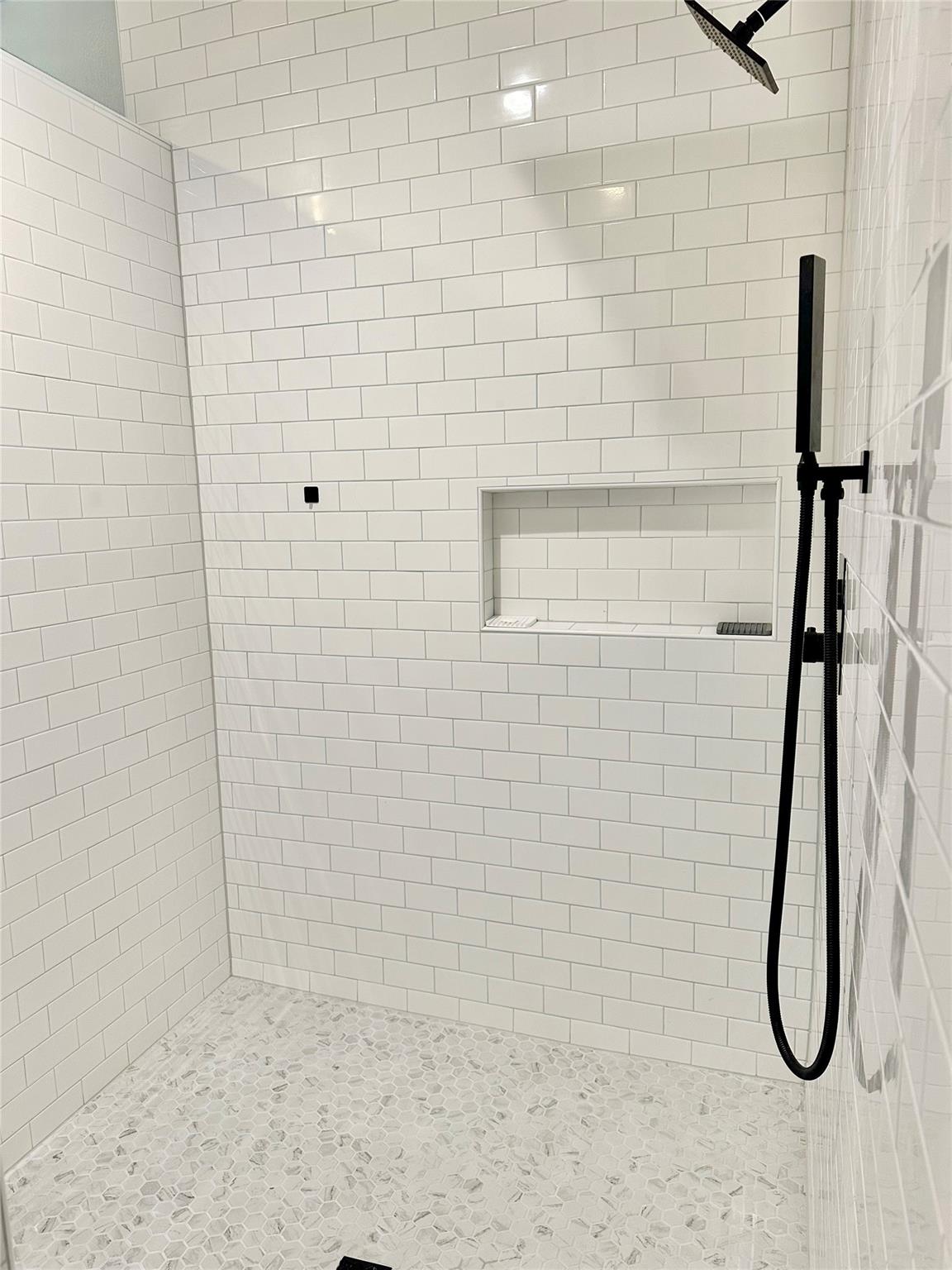 3109 Diane St, Crystal Beach, TX 77650