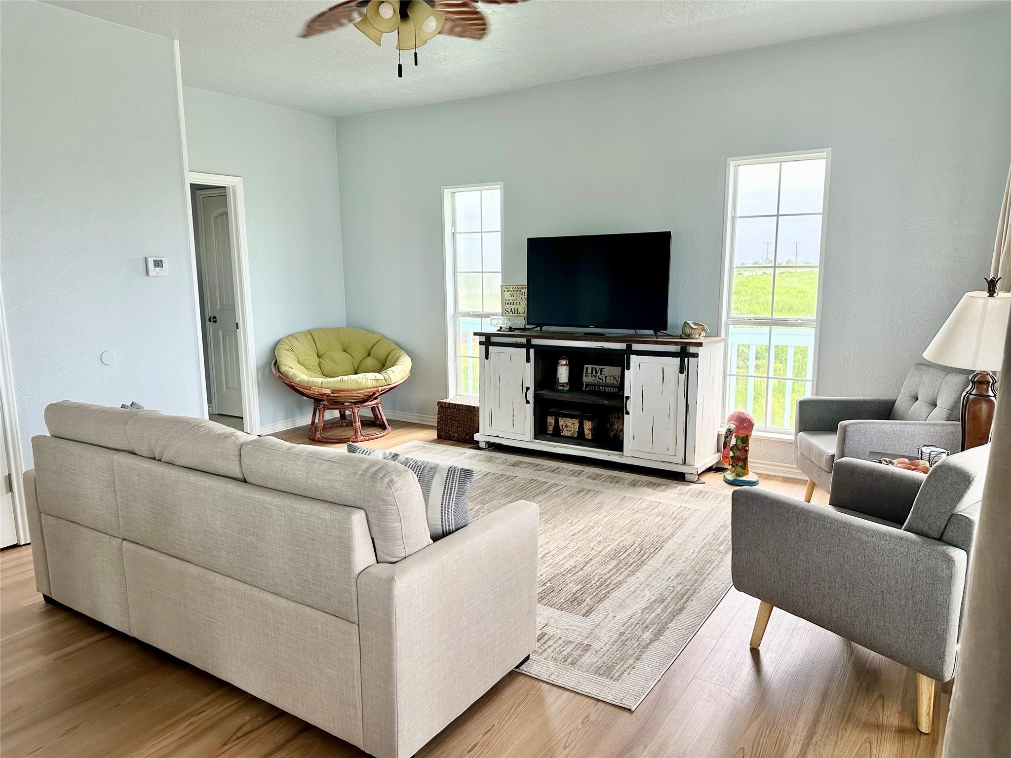 3109 Diane St, Crystal Beach, TX 77650