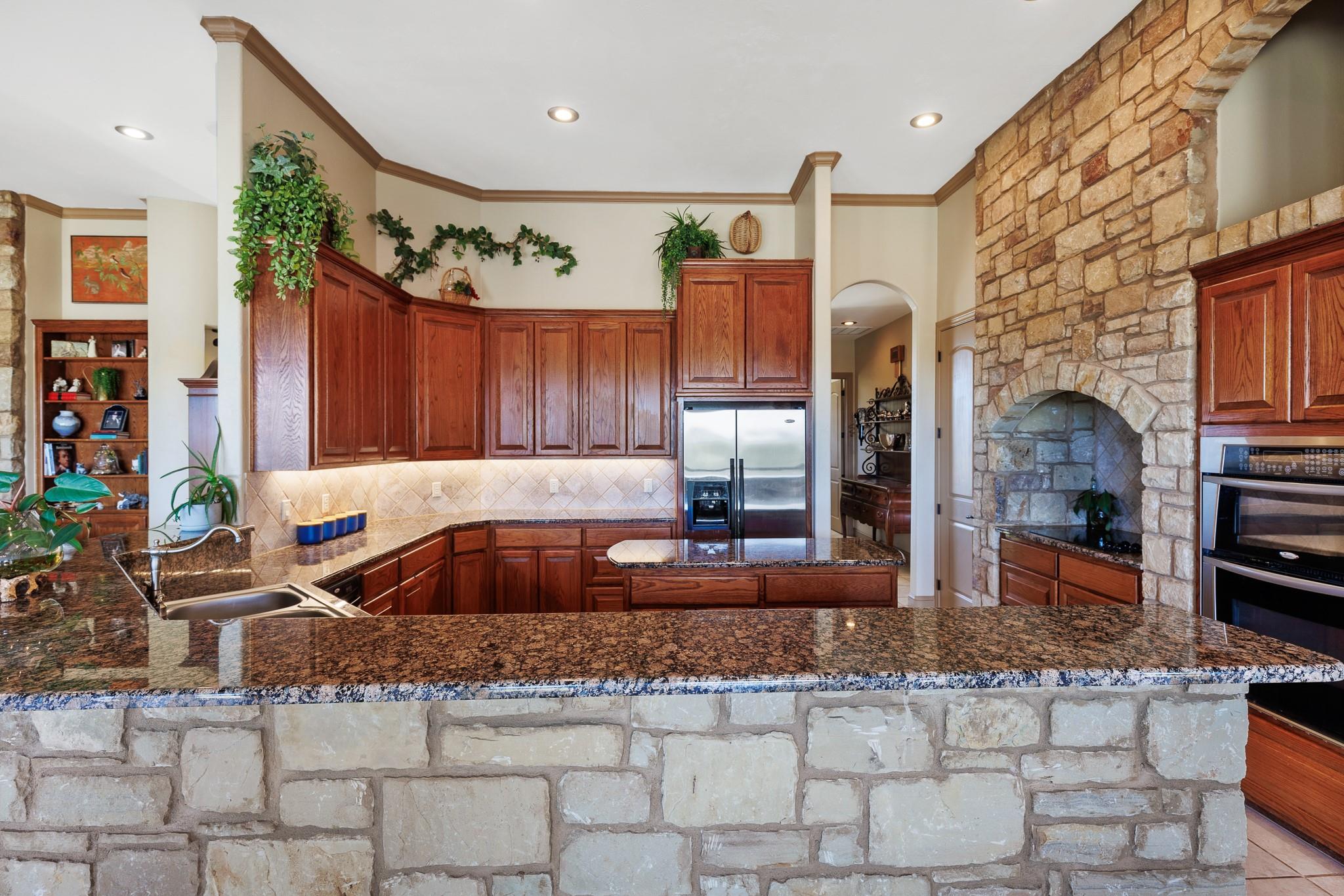 108 Oak Bend, Burnet, TX 78611