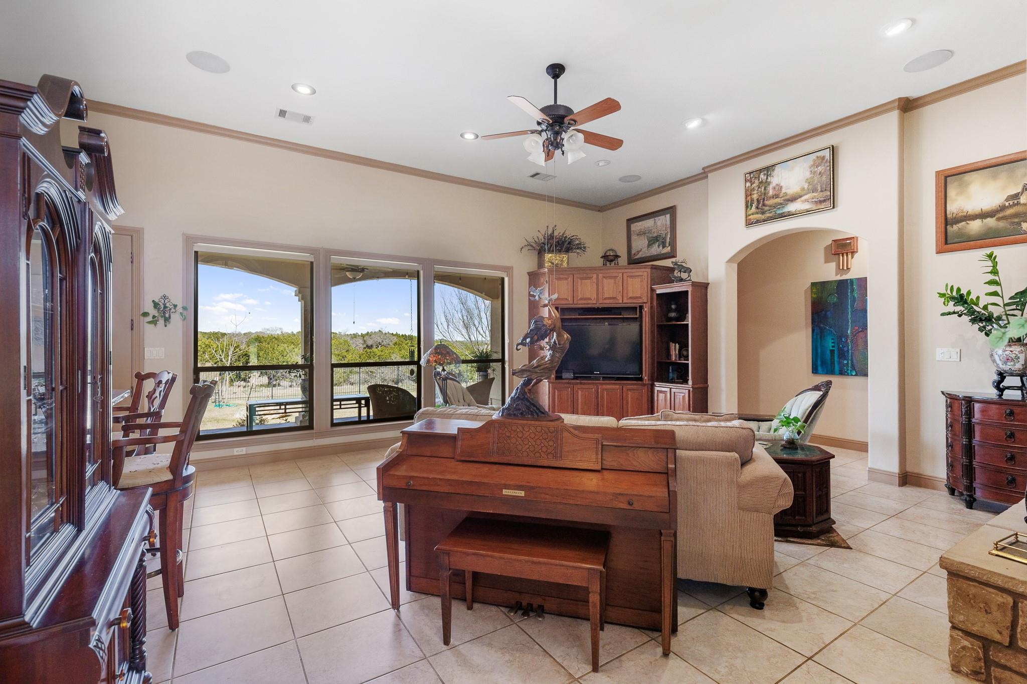 108 Oak Bend, Burnet, TX 78611