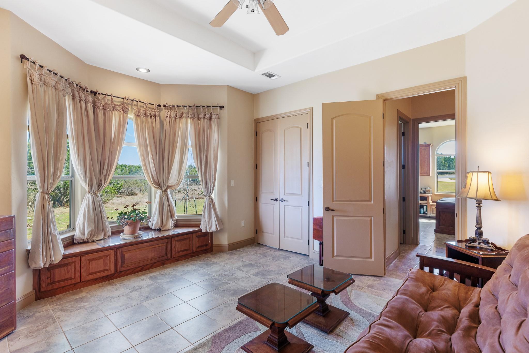 108 Oak Bend, Burnet, TX 78611