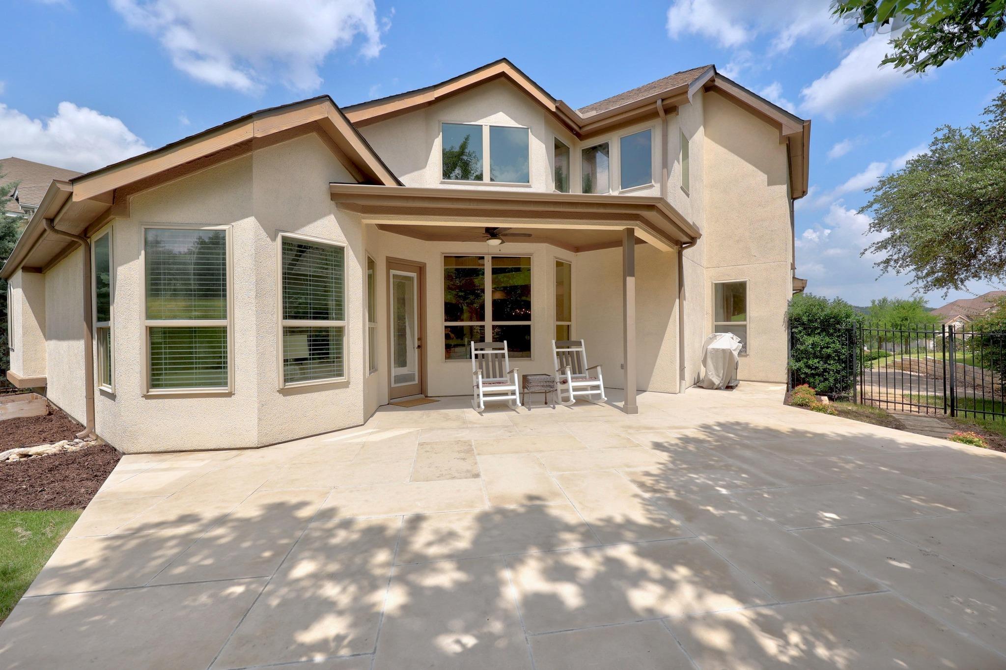 106 Tonkawa Trl W, Austin, TX 78738
