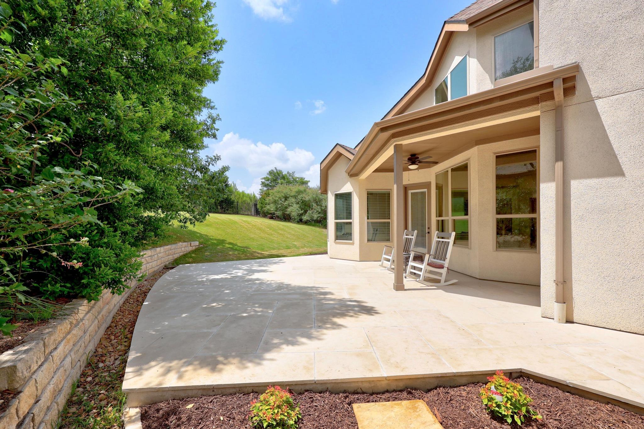 106 Tonkawa Trl W, Austin, TX 78738