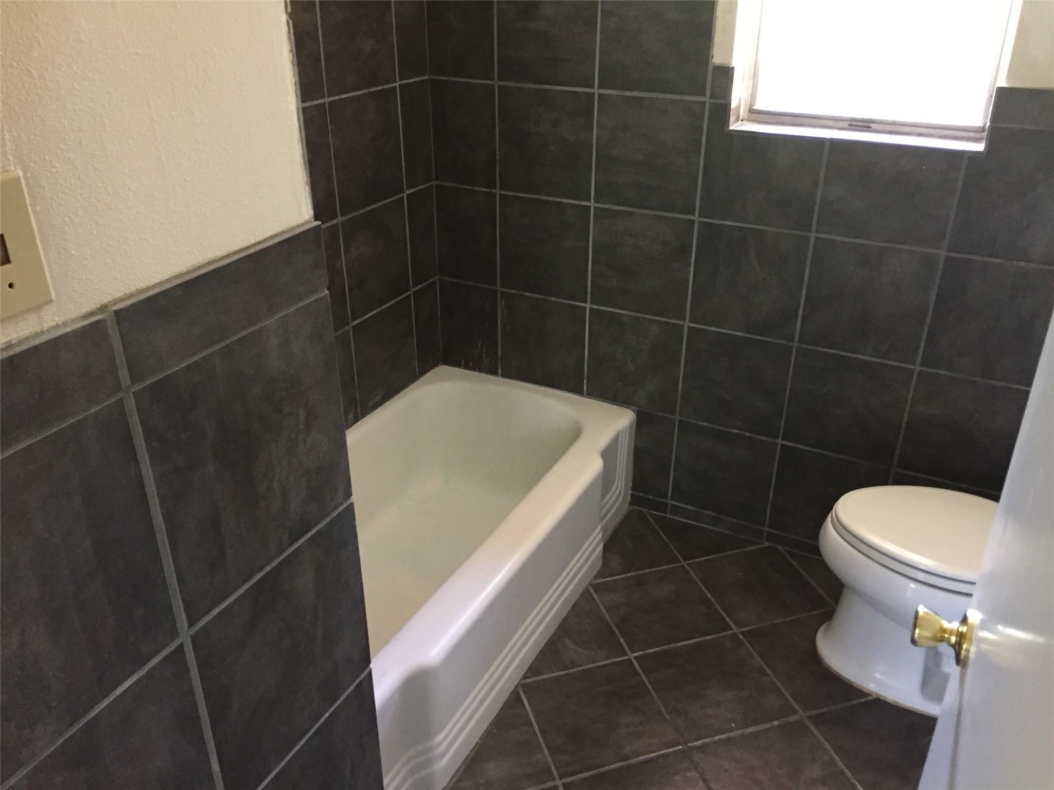 4623 Philco Dr, Austin, TX 78745