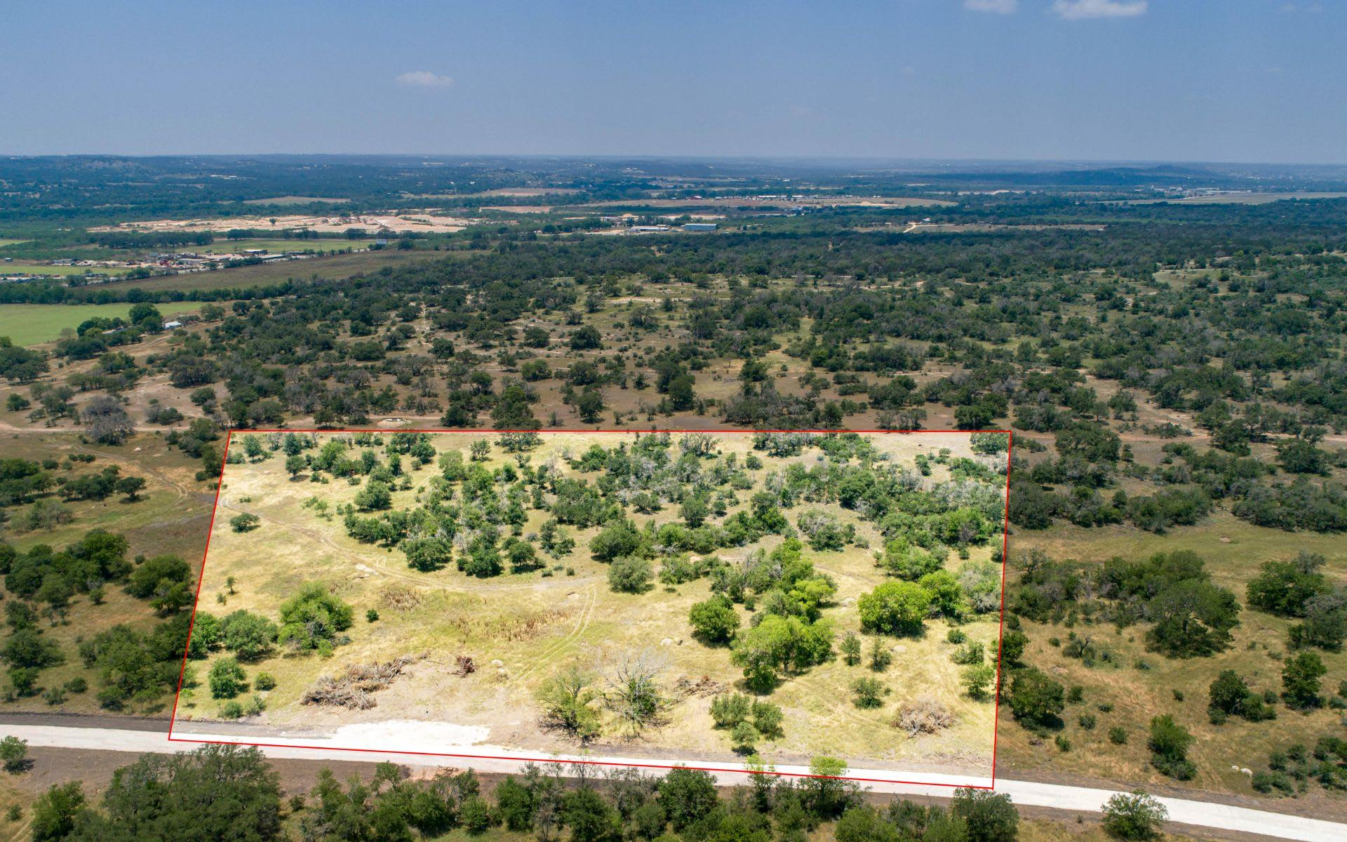 142 N Steel Creek Crest Highway, Center Point, TX 78010