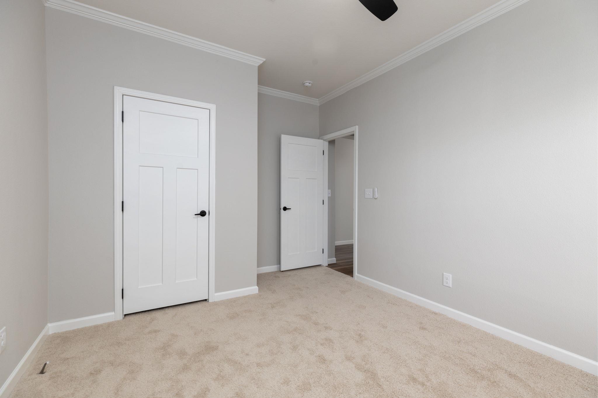 142 N Steel Creek Crest Highway, Center Point, TX 78010