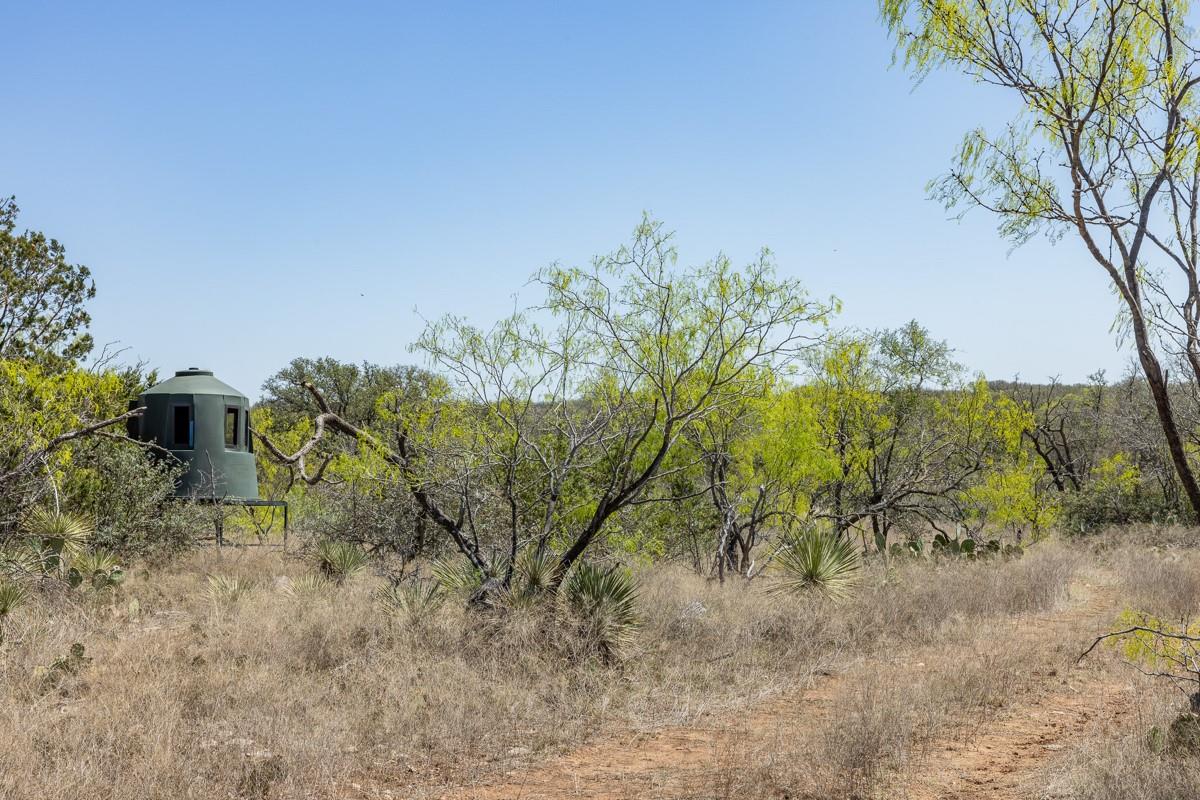 000 W. 17th St, Brady, TX 76825