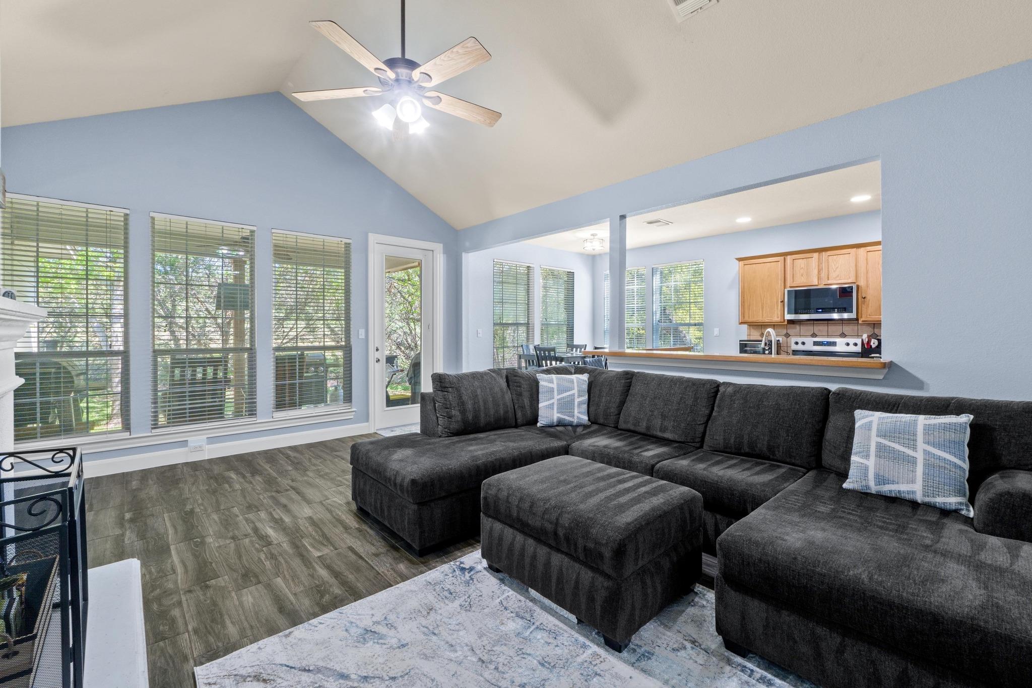 608 Galston Dr, Spicewood, TX 78669