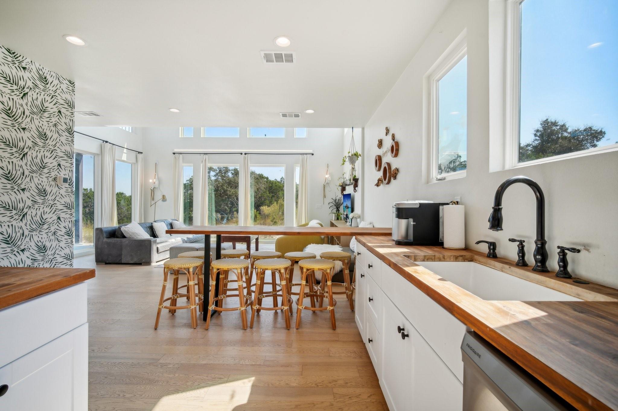 5460 Fm 2325, Wimberley, TX 78676