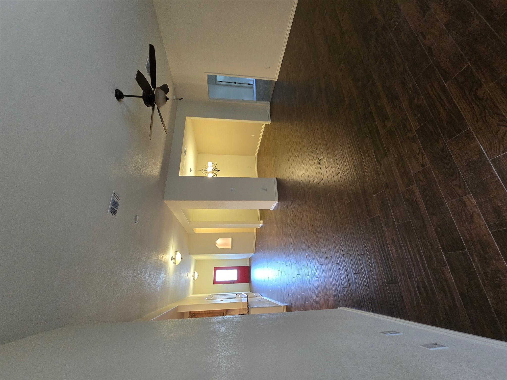 95 Pinehurst St, Meadowlakes, TX 78654