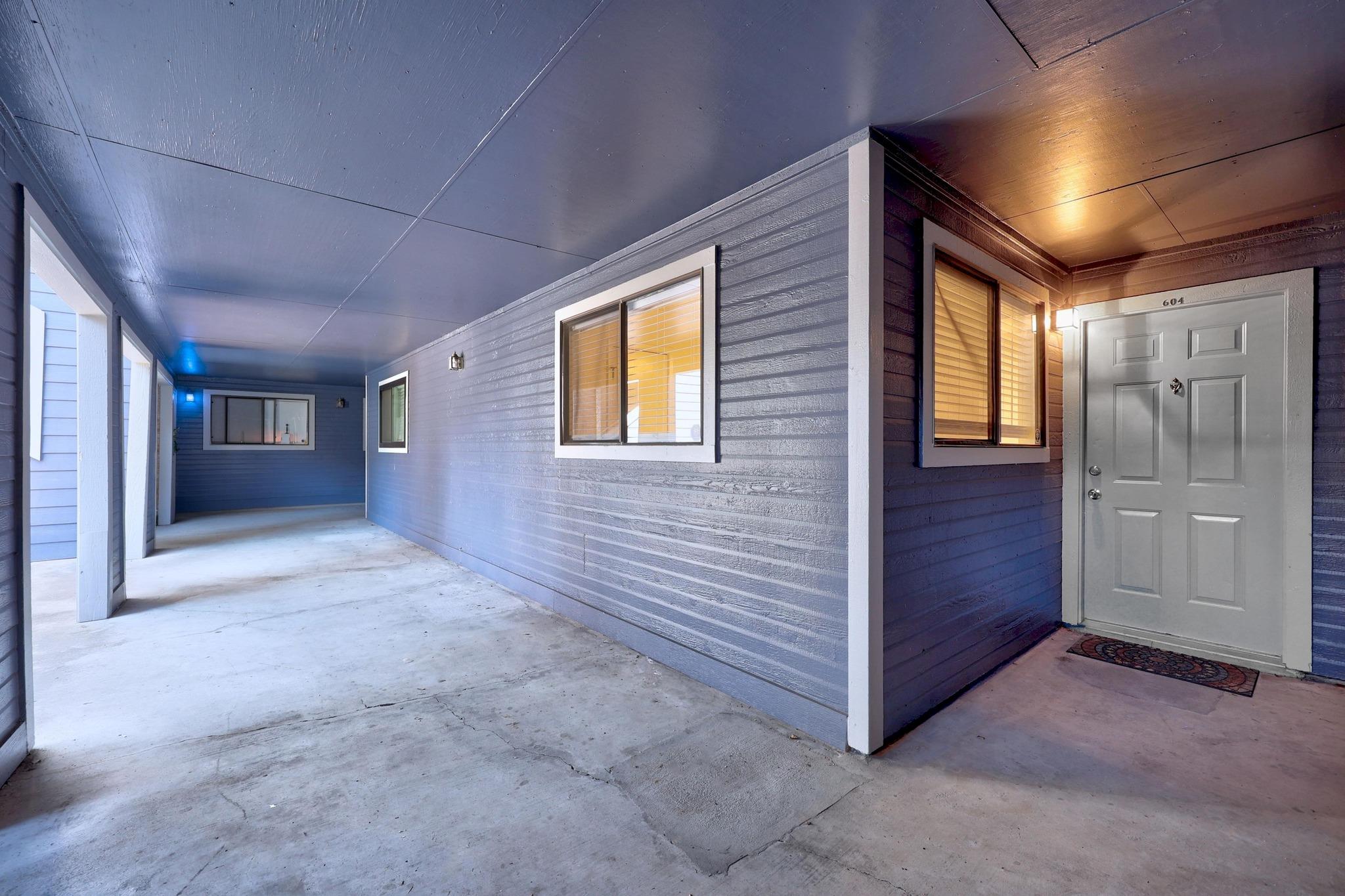 2500 Burleson Rd # 604, Austin, TX 78741