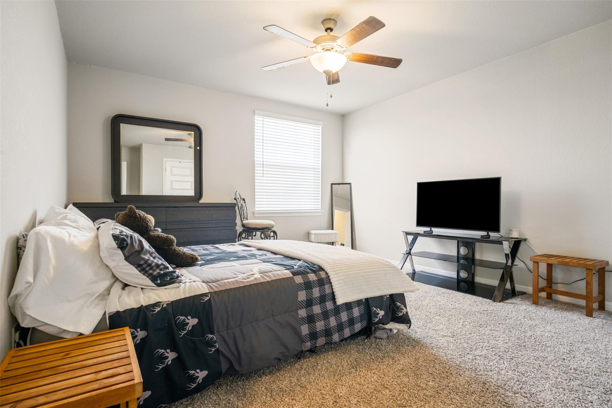 10310 Mager Ln, Hutto, TX 78634