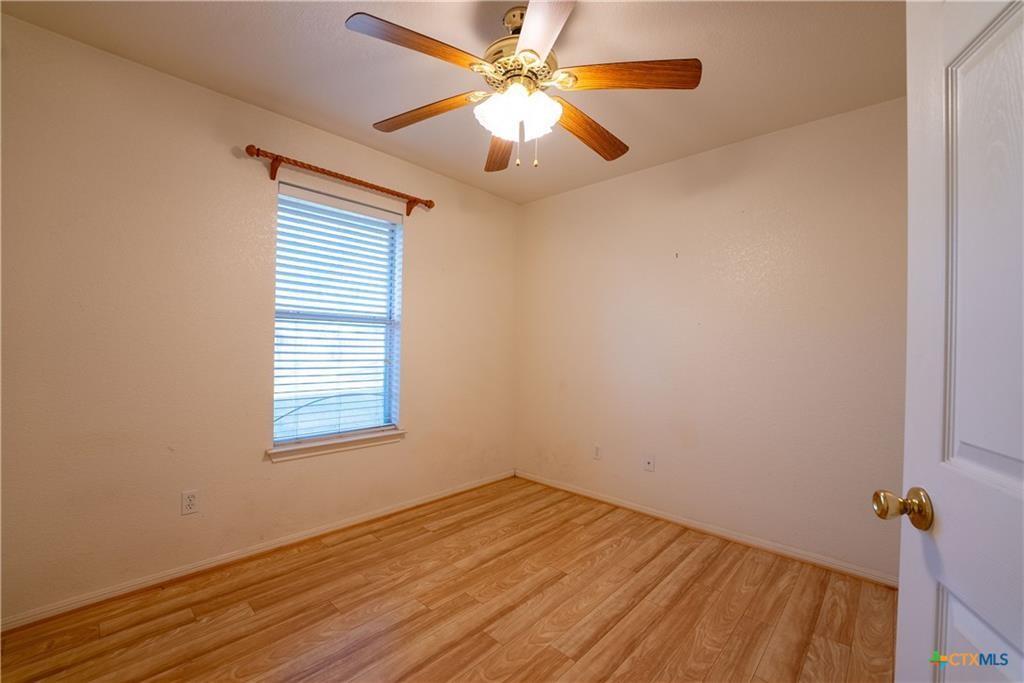 304 N 1st St, Nolanville, TX 76559