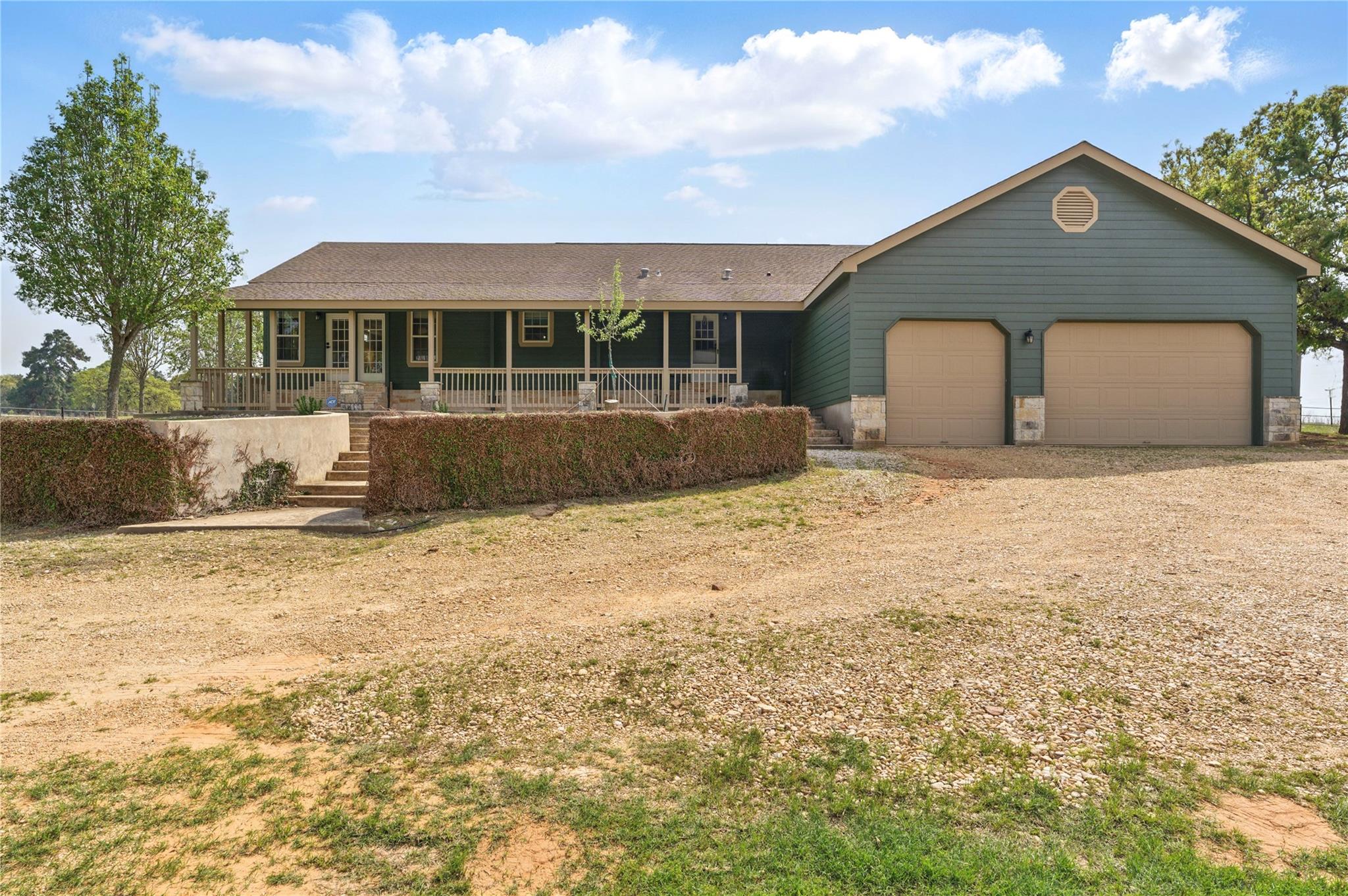 2792 Fm 535, Rosanky, TX 78953