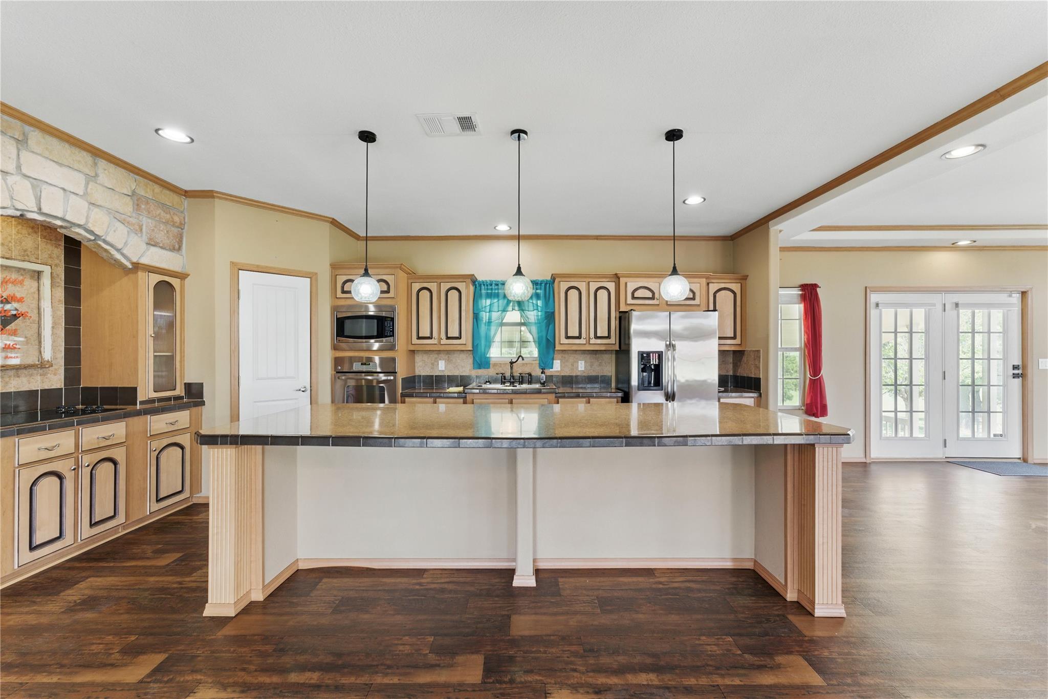 2792 Fm 535, Rosanky, TX 78953