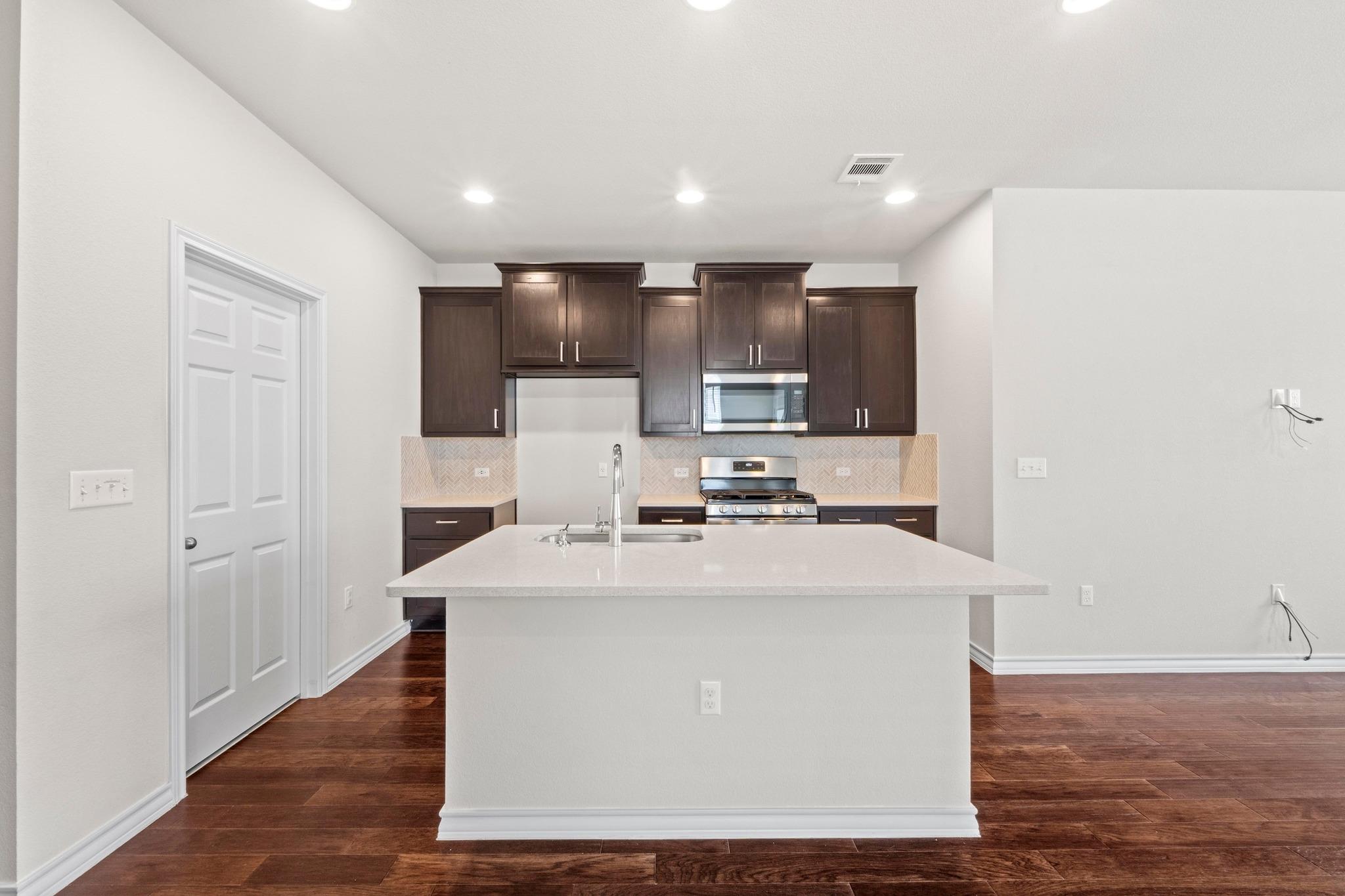 3302 Bratton Crest Ln # 46, Austin, TX 78728