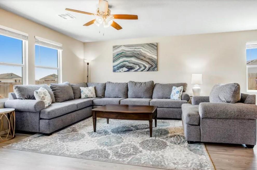 1927 Grey Catbird St, New Braunfels, TX 78130