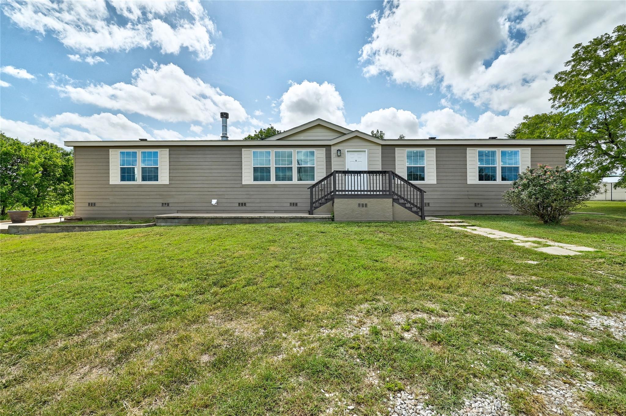 10801 Bradshaw Rd, Austin, TX 78747