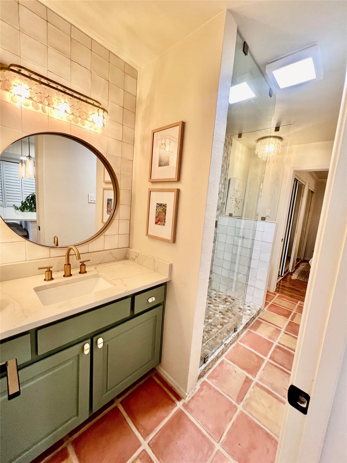 1601 Judy Lynn Dr # 107, Spicewood, TX 78669