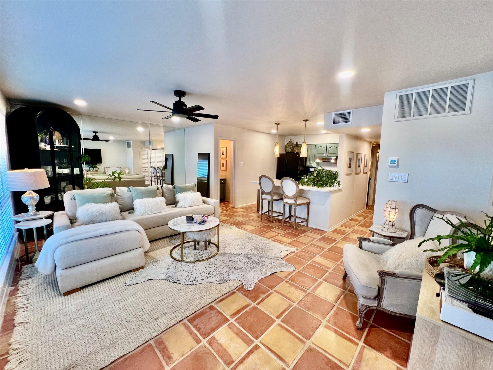 1601 Judy Lynn Dr # 107, Spicewood, TX 78669