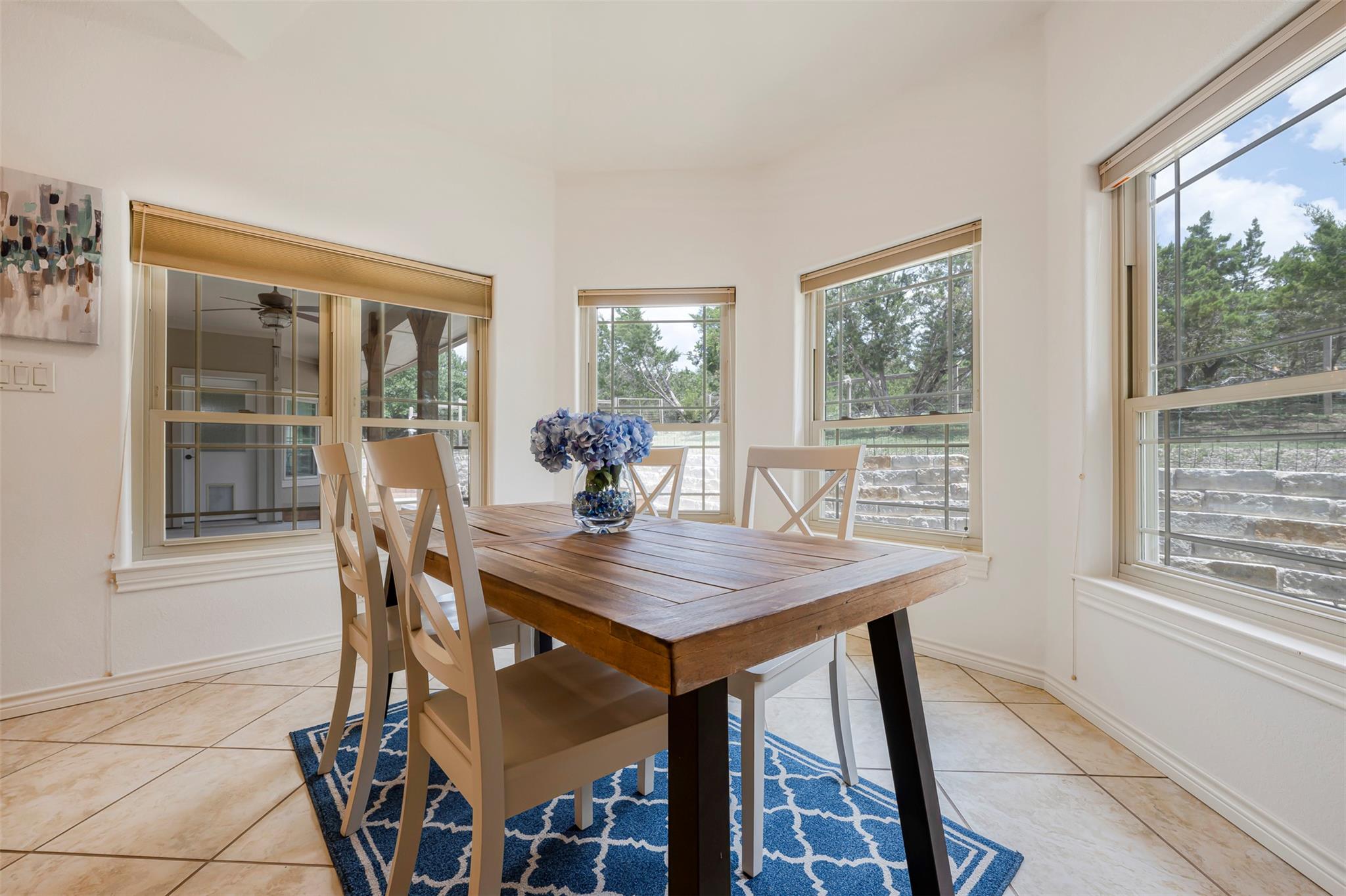 211 E Creek Dr, Dripping Springs, TX 78620