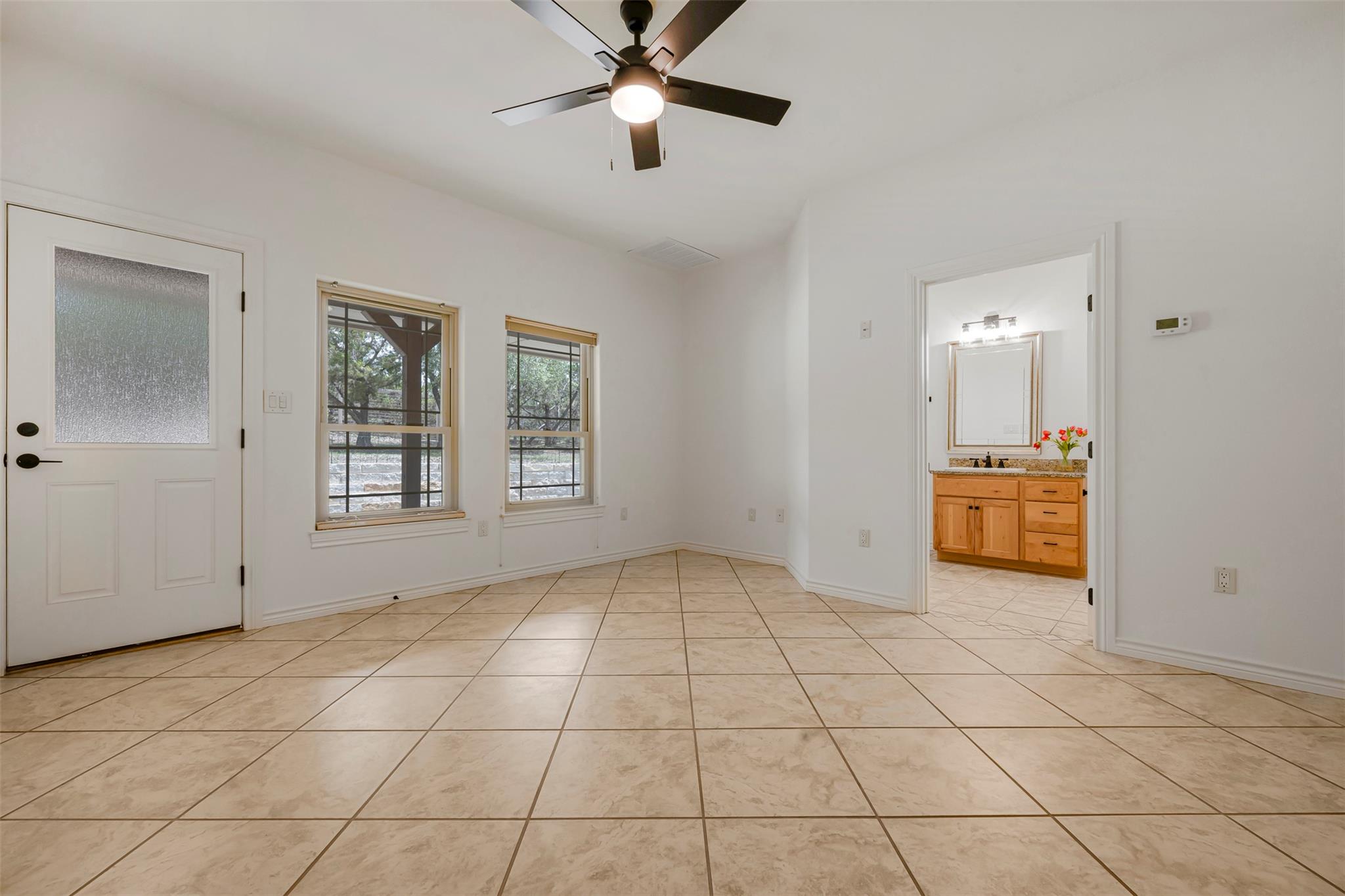 211 E Creek Dr, Dripping Springs, TX 78620