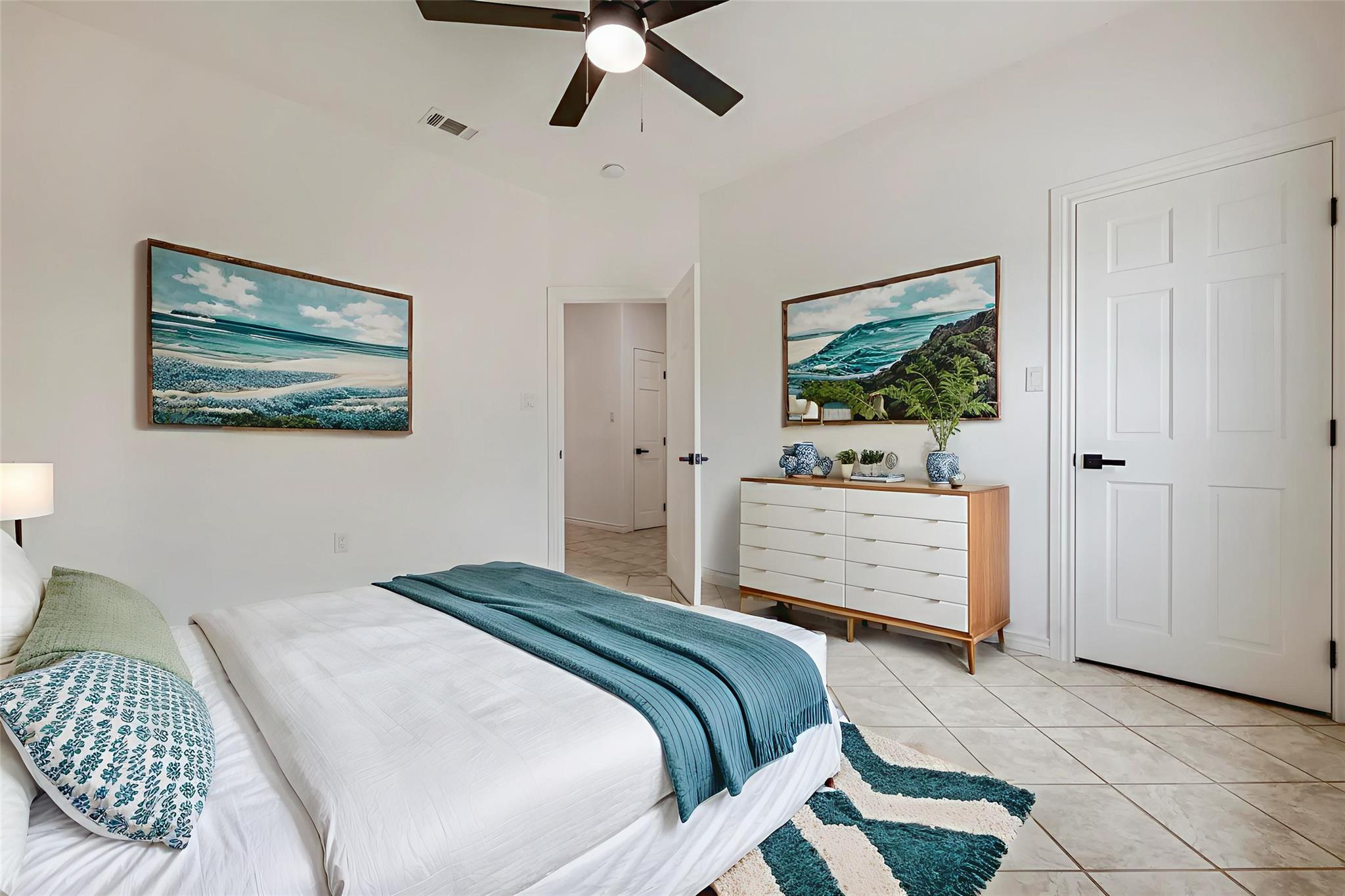 211 E Creek Dr, Dripping Springs, TX 78620